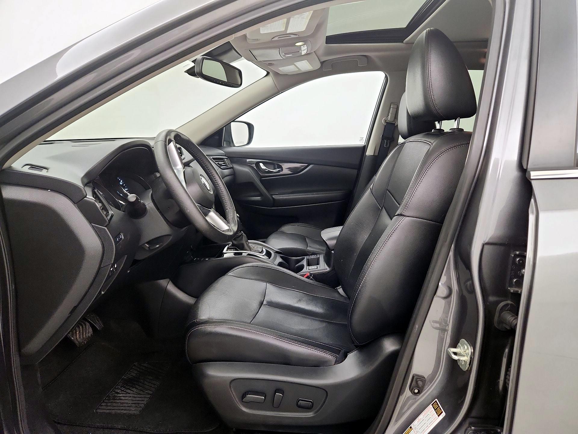 Thumbnail: 2020 Nissan Rogue - 11