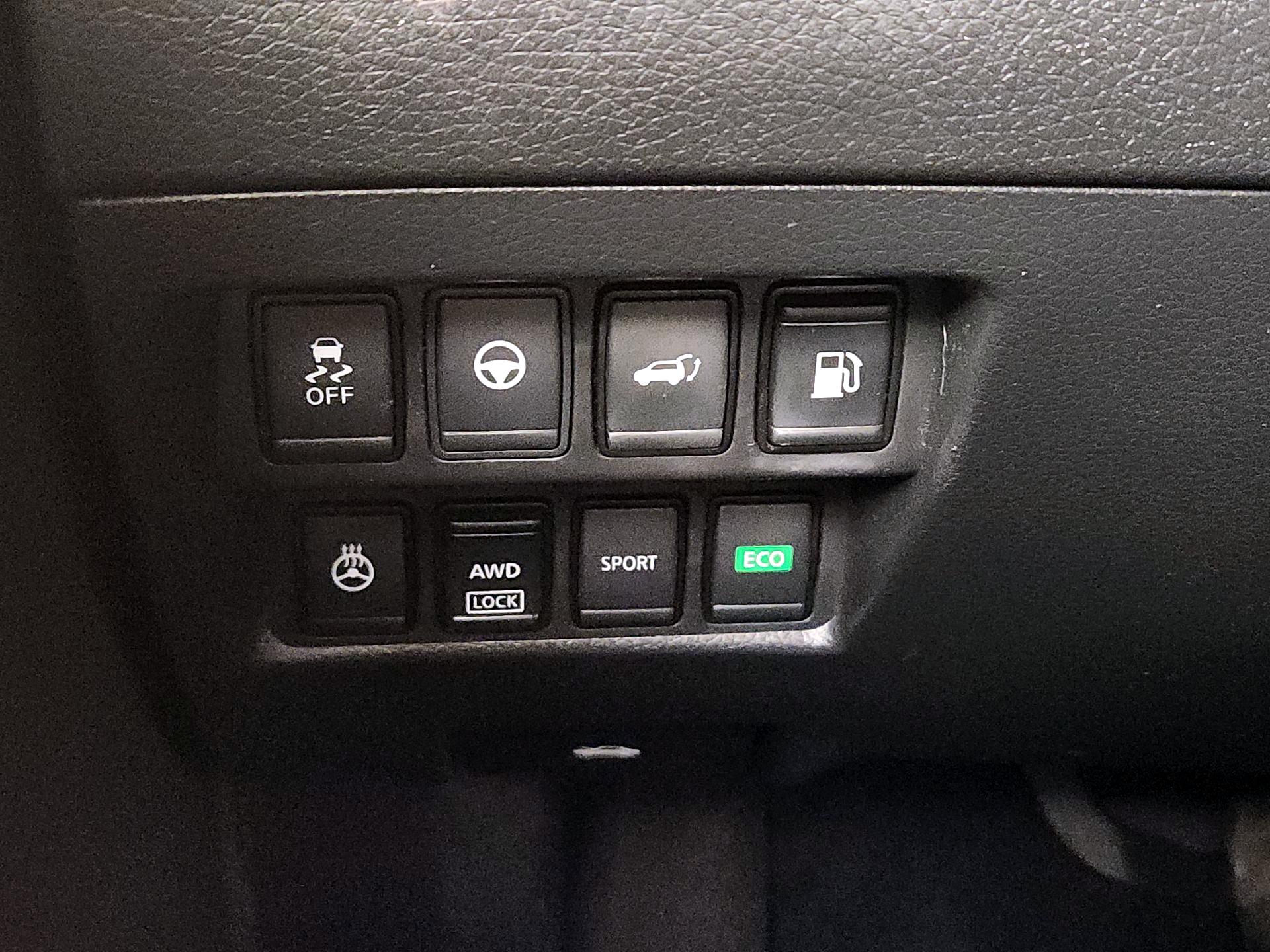 Thumbnail: 2020 Nissan Rogue - 13