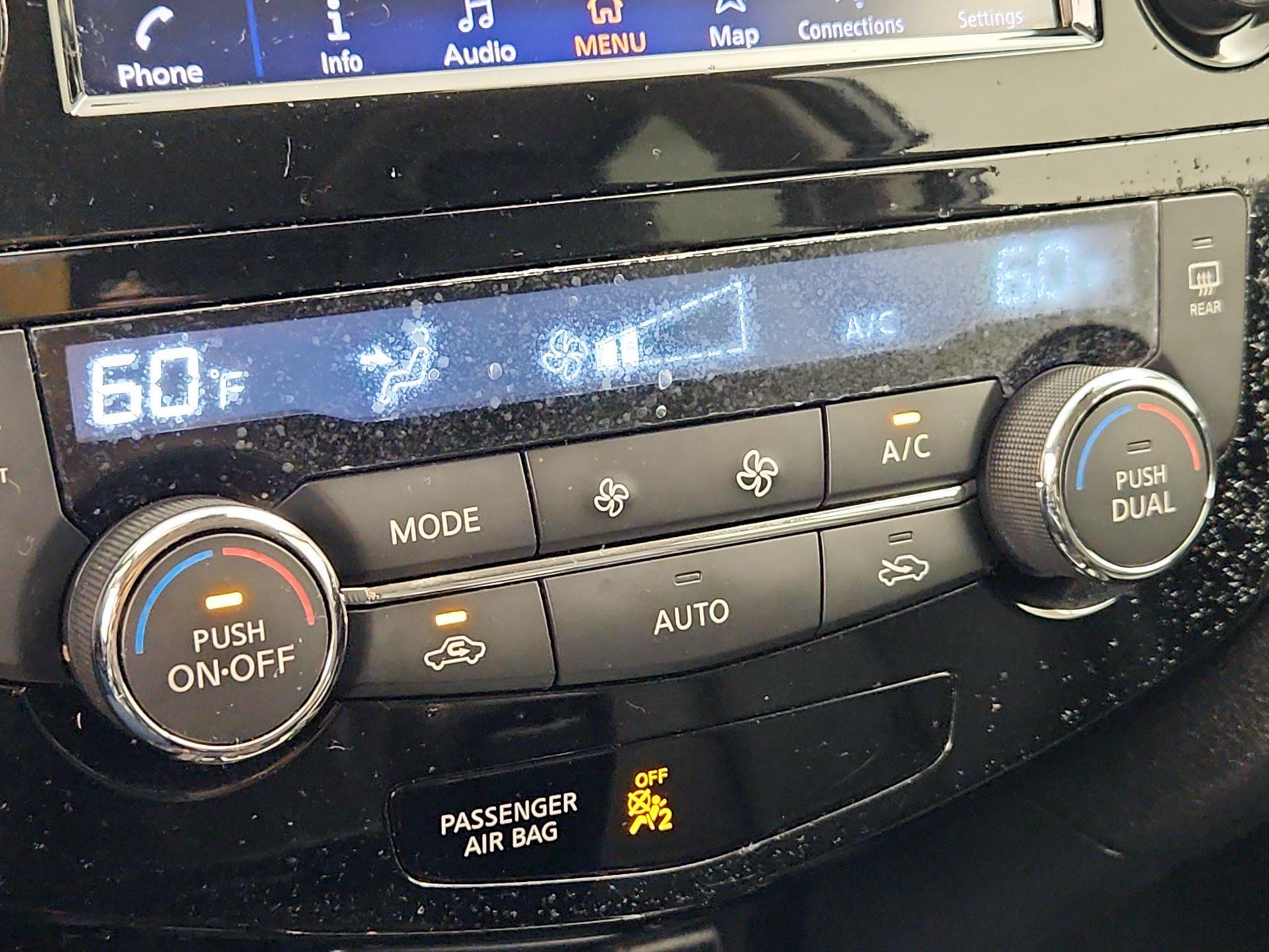 Thumbnail: 2020 Nissan Rogue - 17