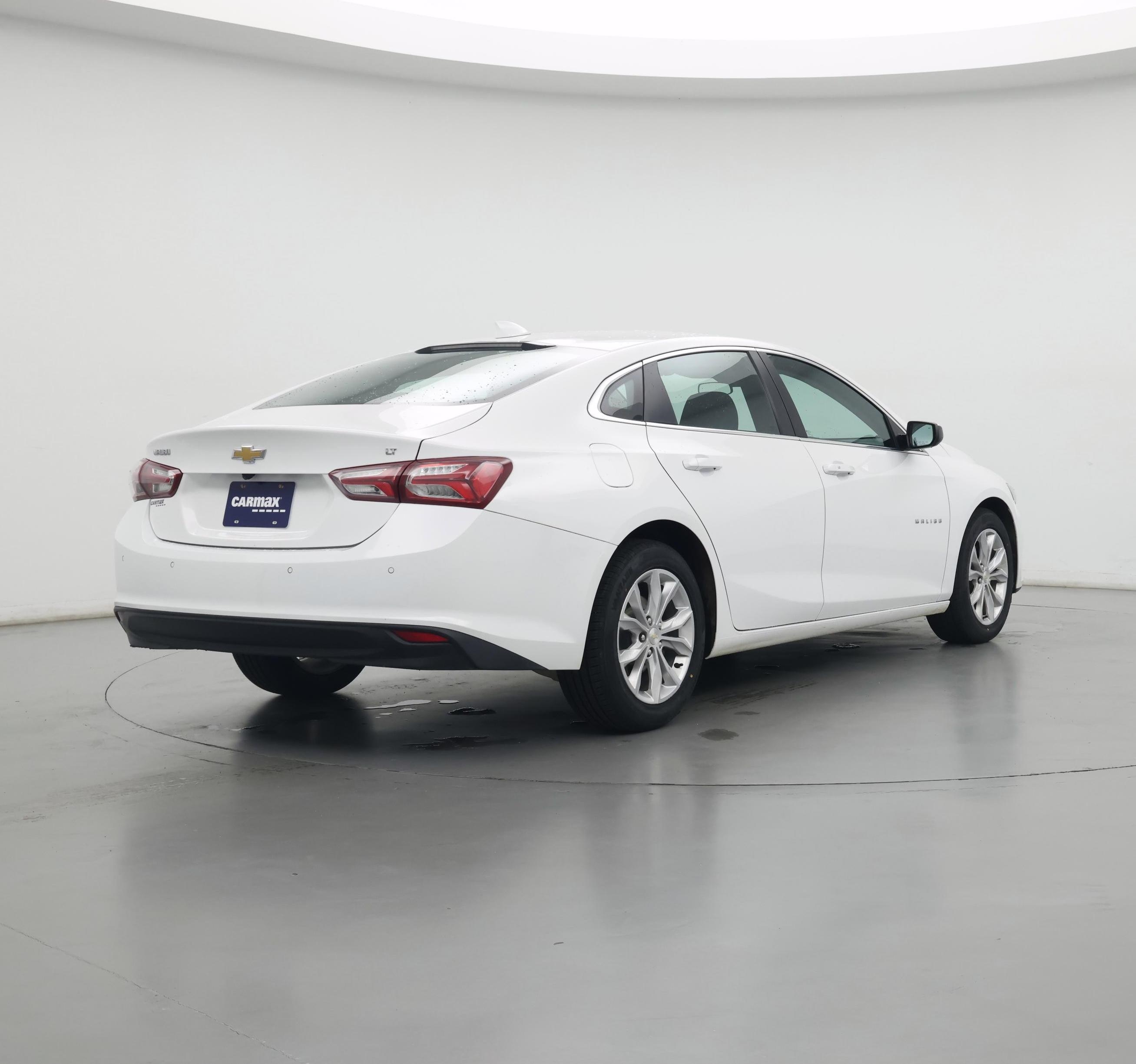 Thumbnail: 2020 Chevrolet Malibu - 8