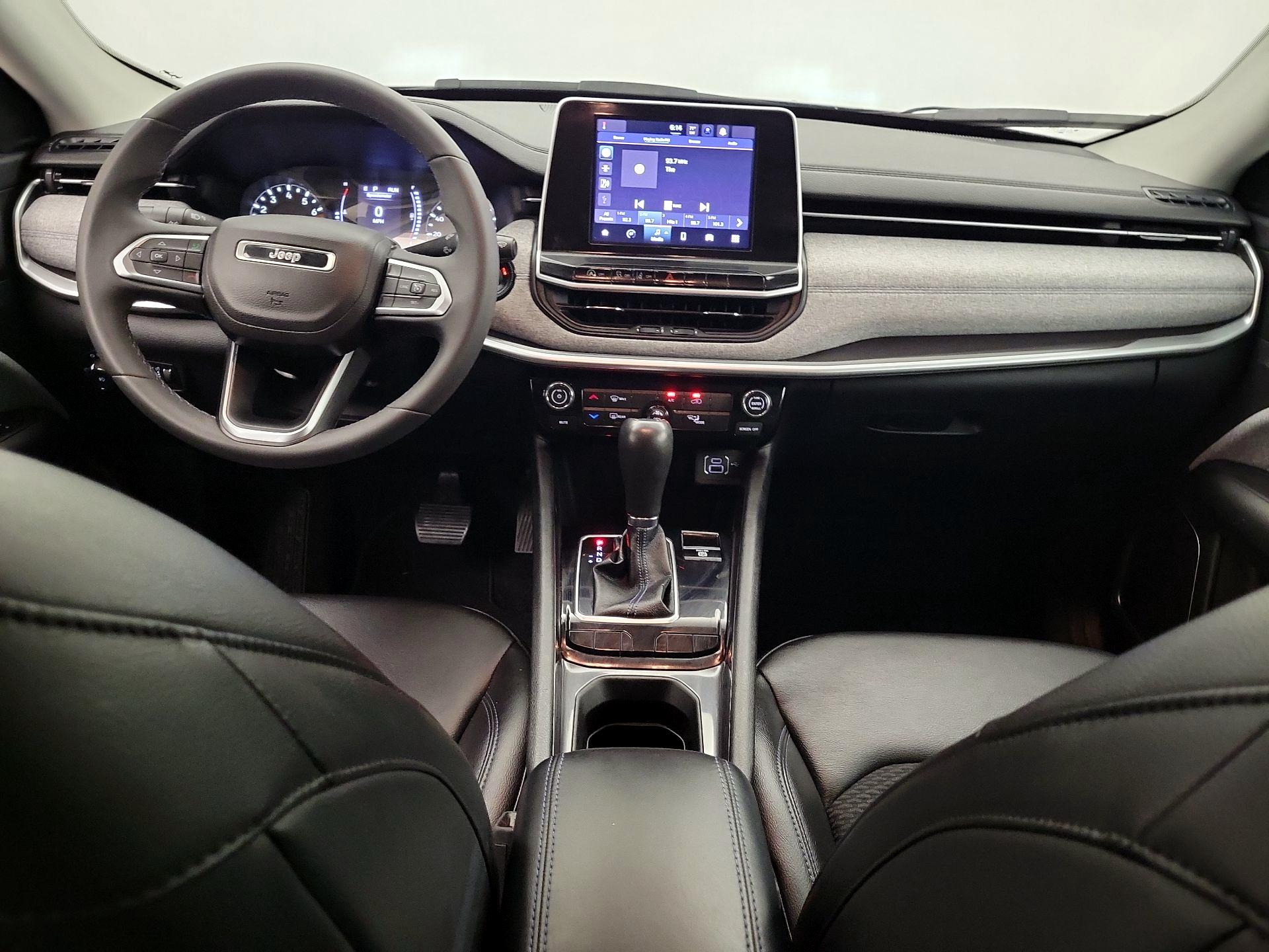 Thumbnail: 2022 Jeep Compass - 9