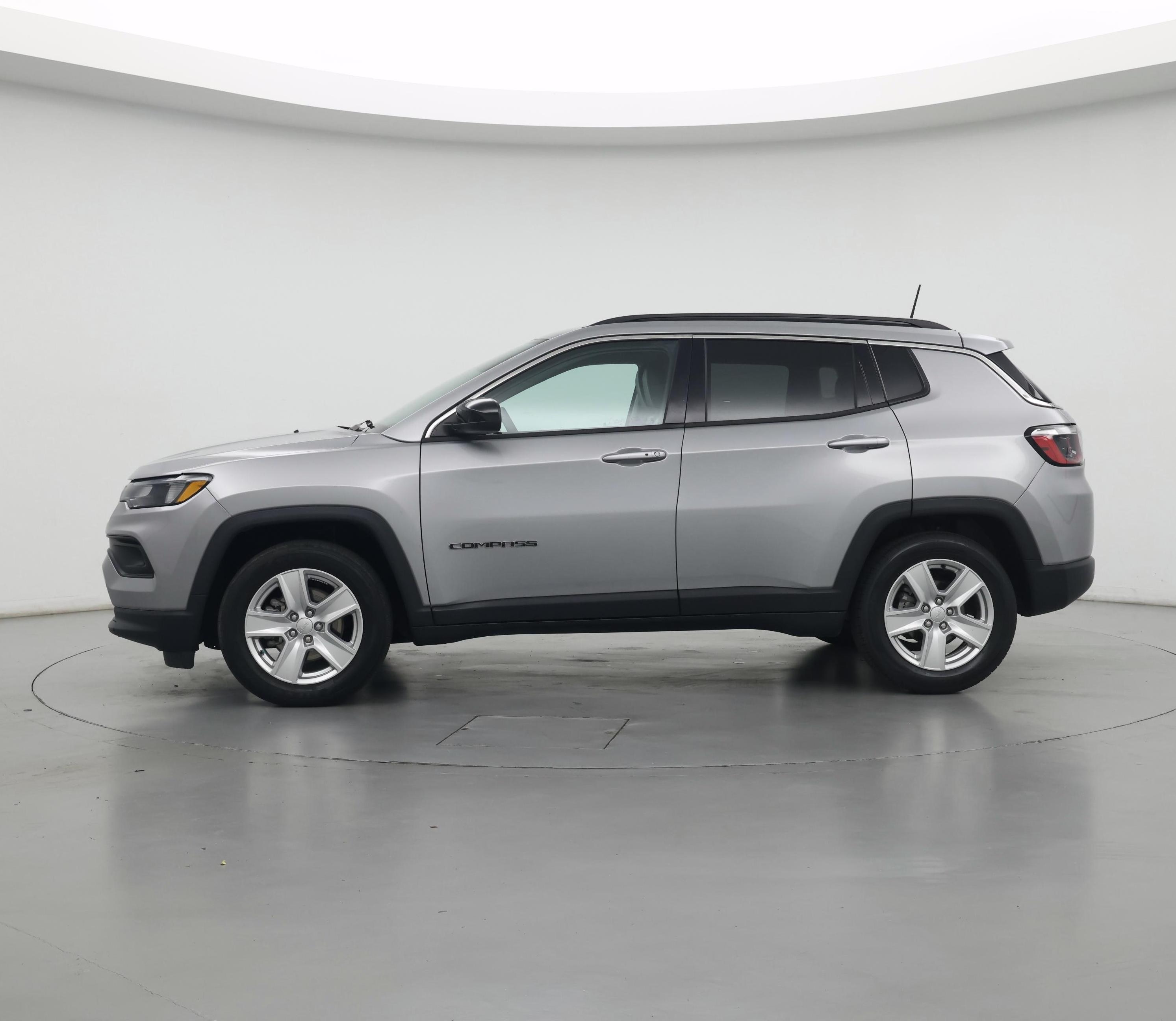 Thumbnail: 2022 Jeep Compass - 3