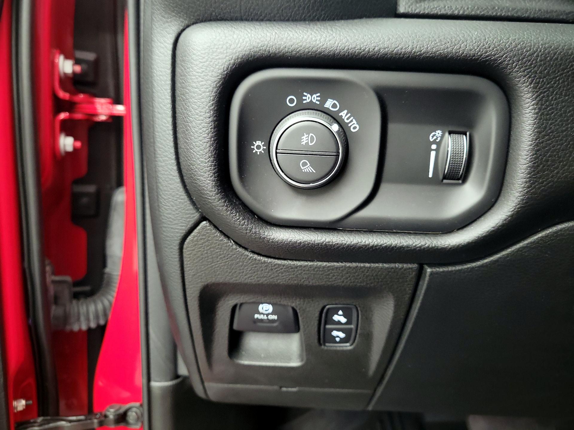 Thumbnail: 2023 RAM 1500 - 13