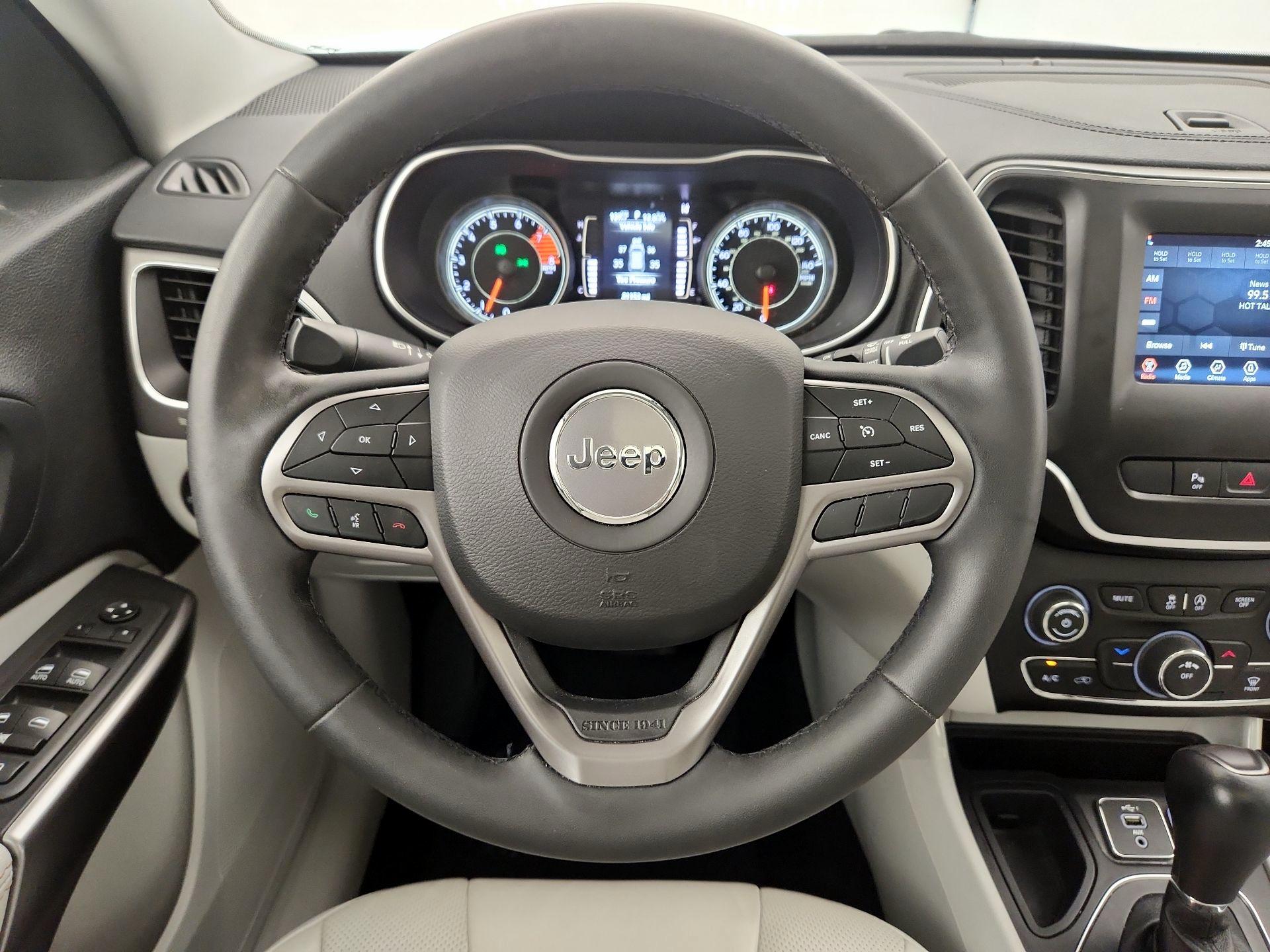 Thumbnail: 2021 Jeep Cherokee - 10