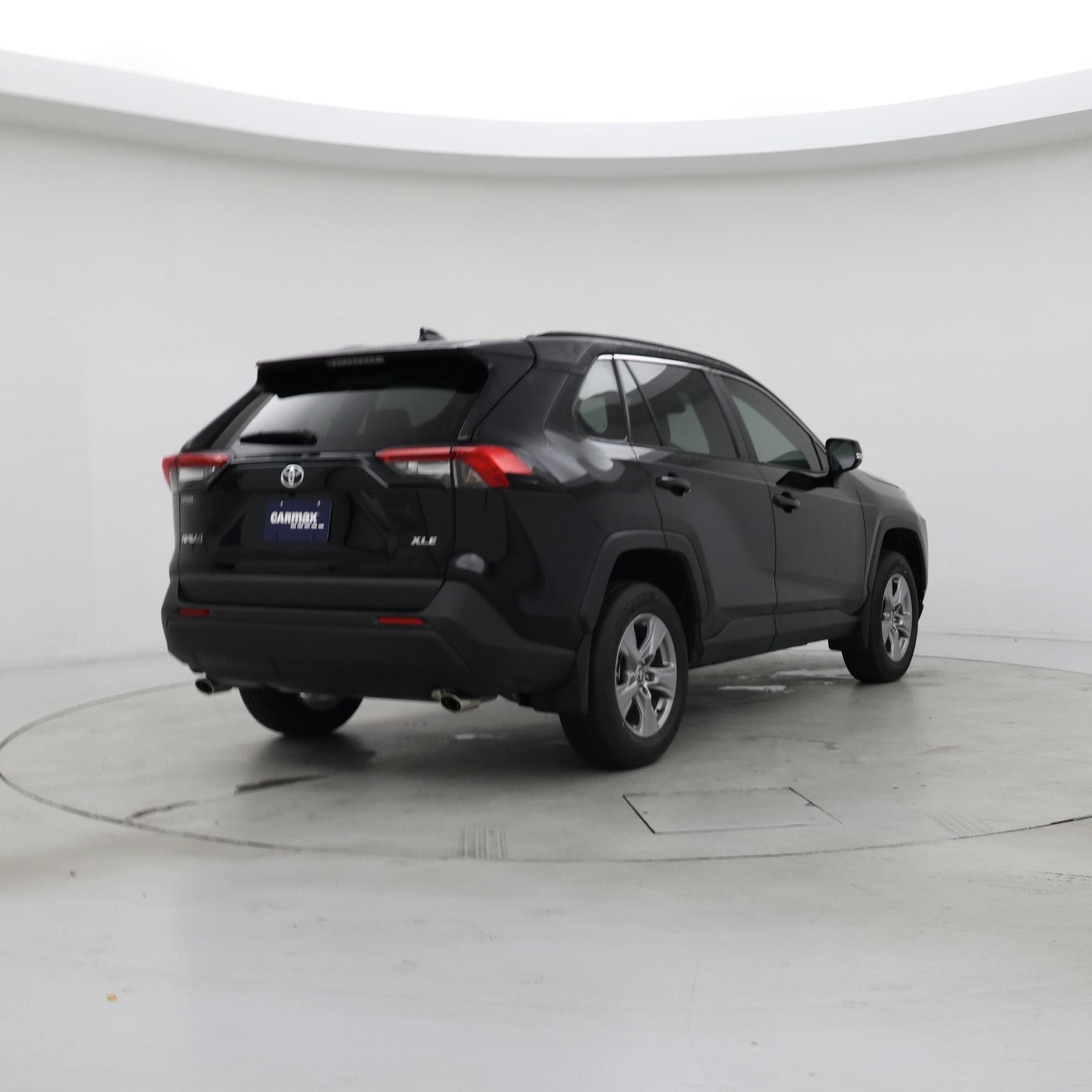 Thumbnail: 2025 Toyota RAV4 - 8
