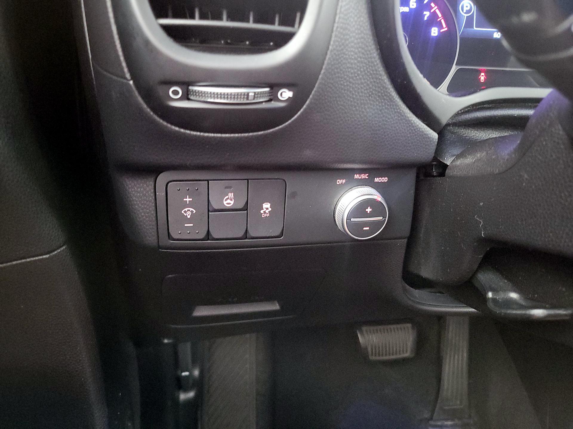 Thumbnail: 2014 Kia Soul - 13
