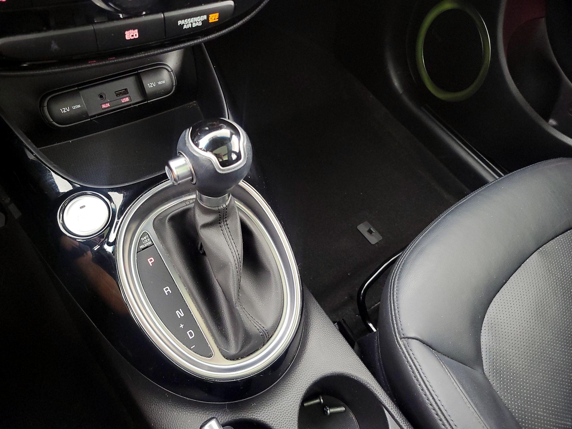 Thumbnail: 2014 Kia Soul - 18