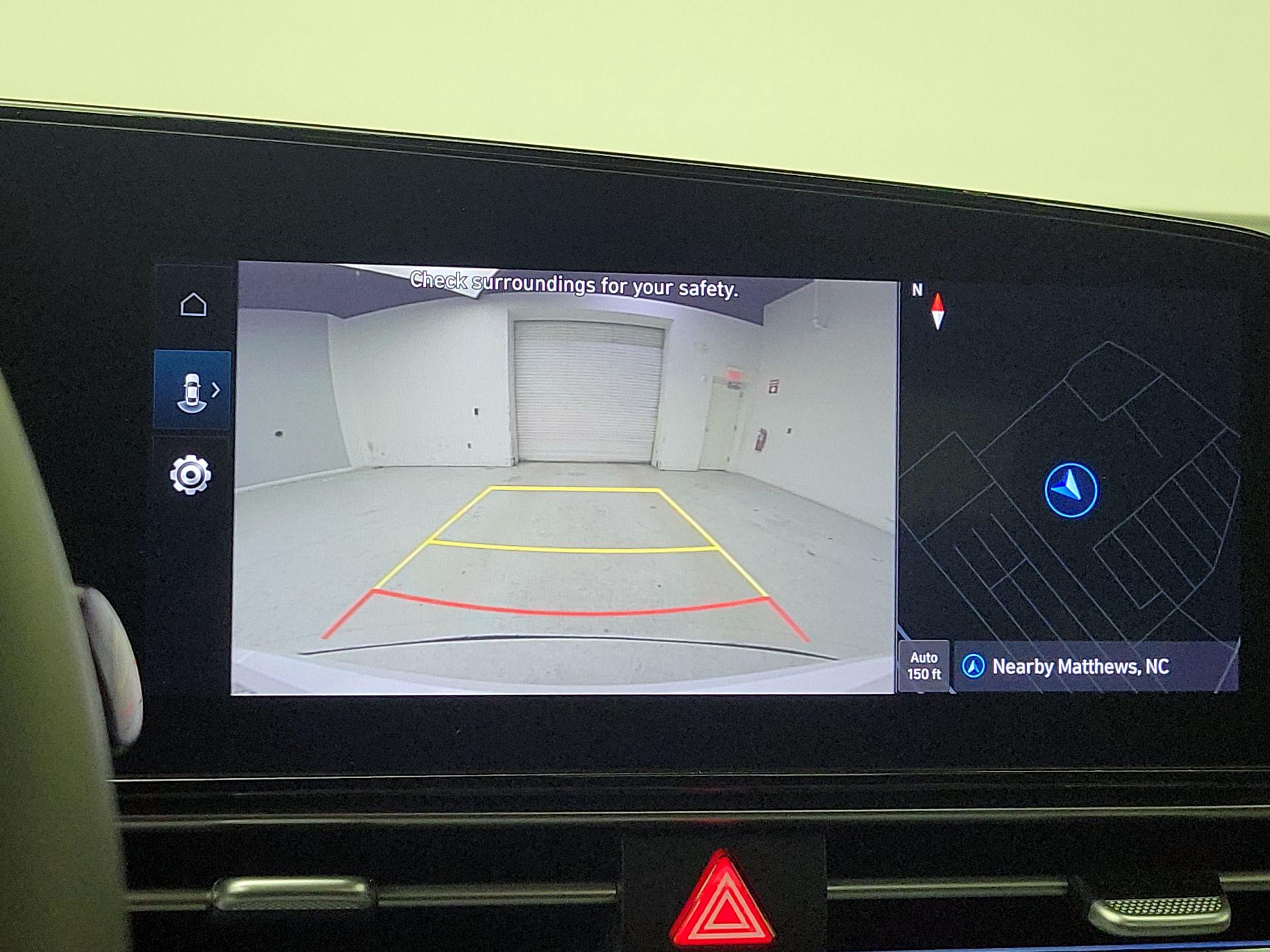 Thumbnail: 2024 Hyundai Elantra - 14