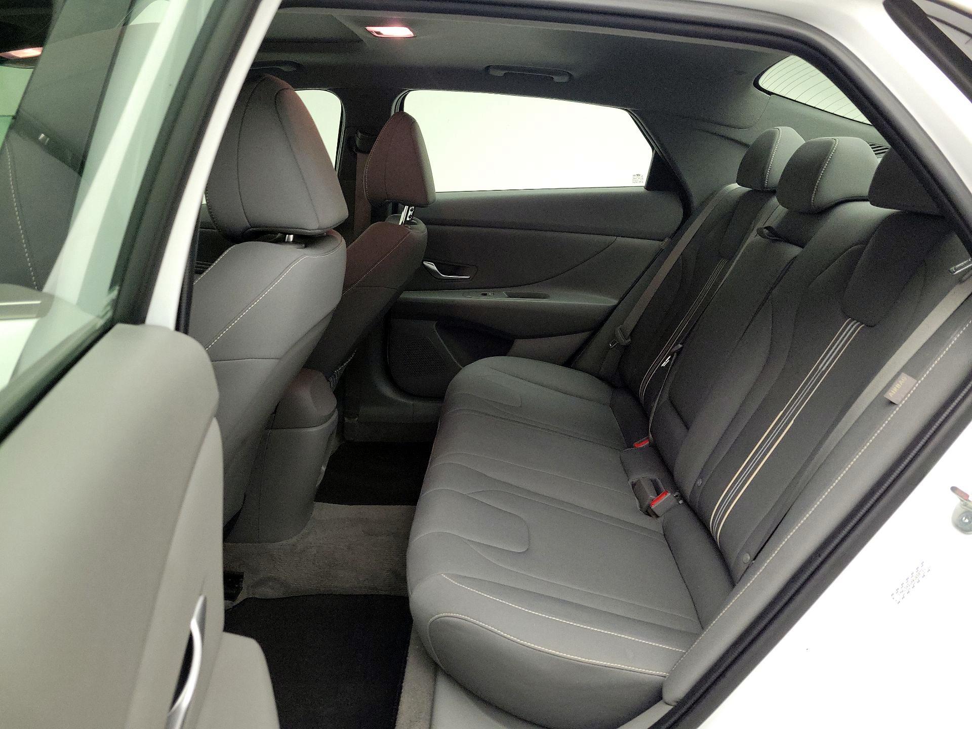 Thumbnail: 2024 Hyundai Elantra - 20