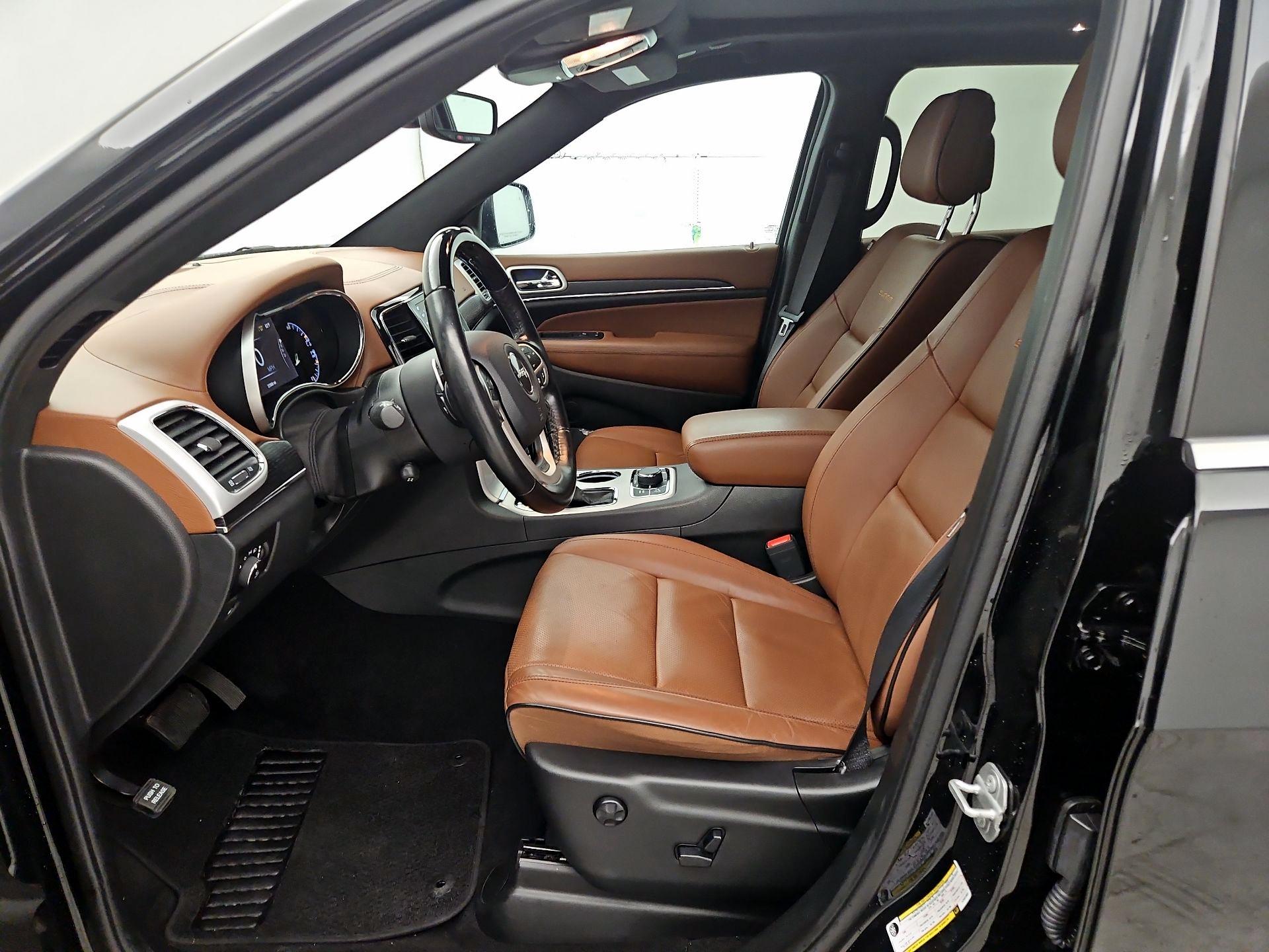 Thumbnail: 2020 Jeep Grand Cherokee - 11