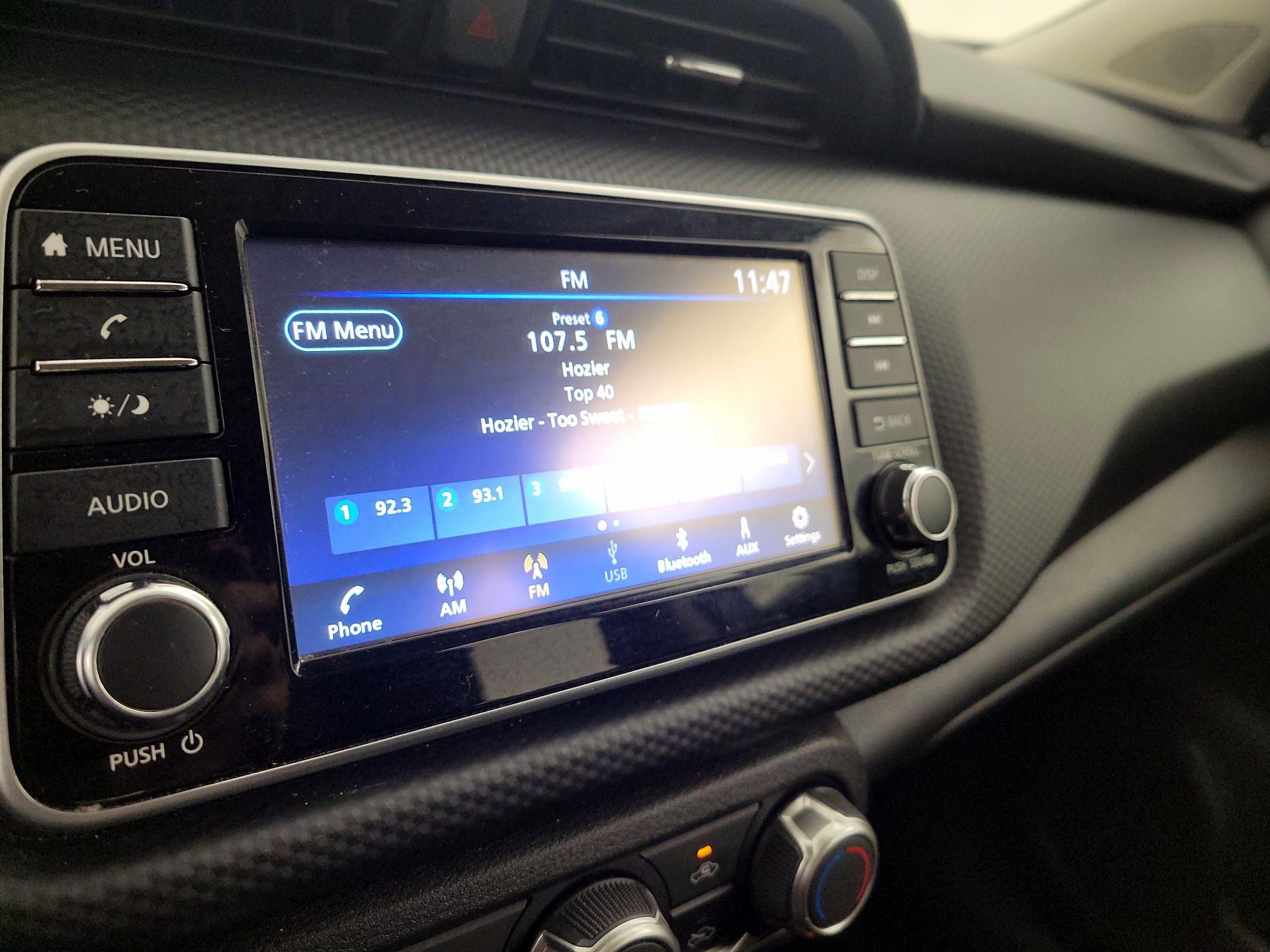 Thumbnail: 2024 Nissan Kicks - 15