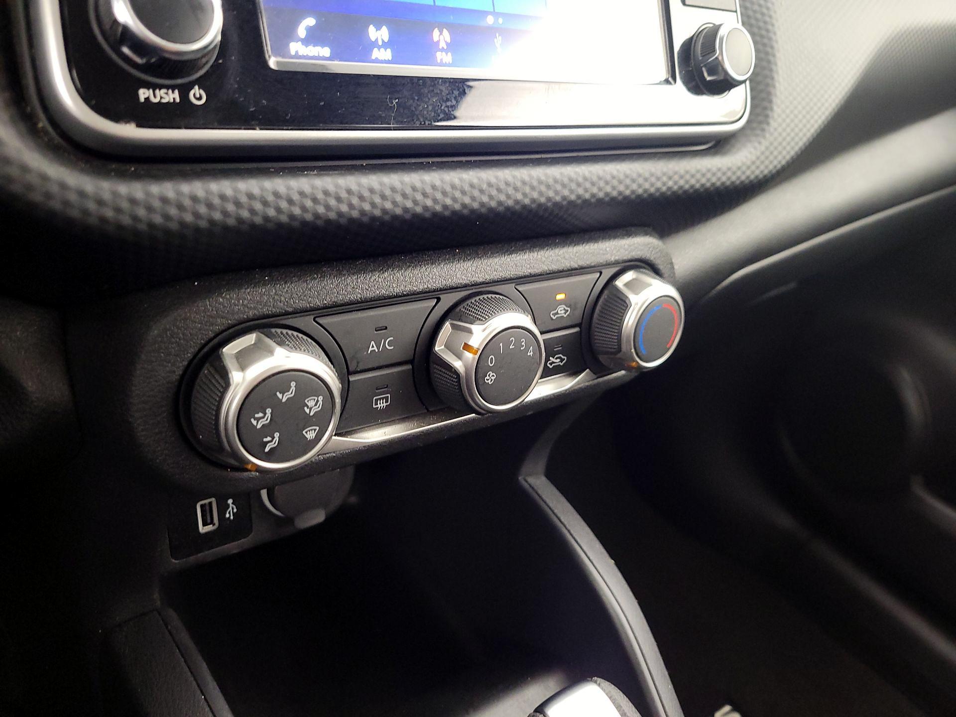 Thumbnail: 2024 Nissan Kicks - 16