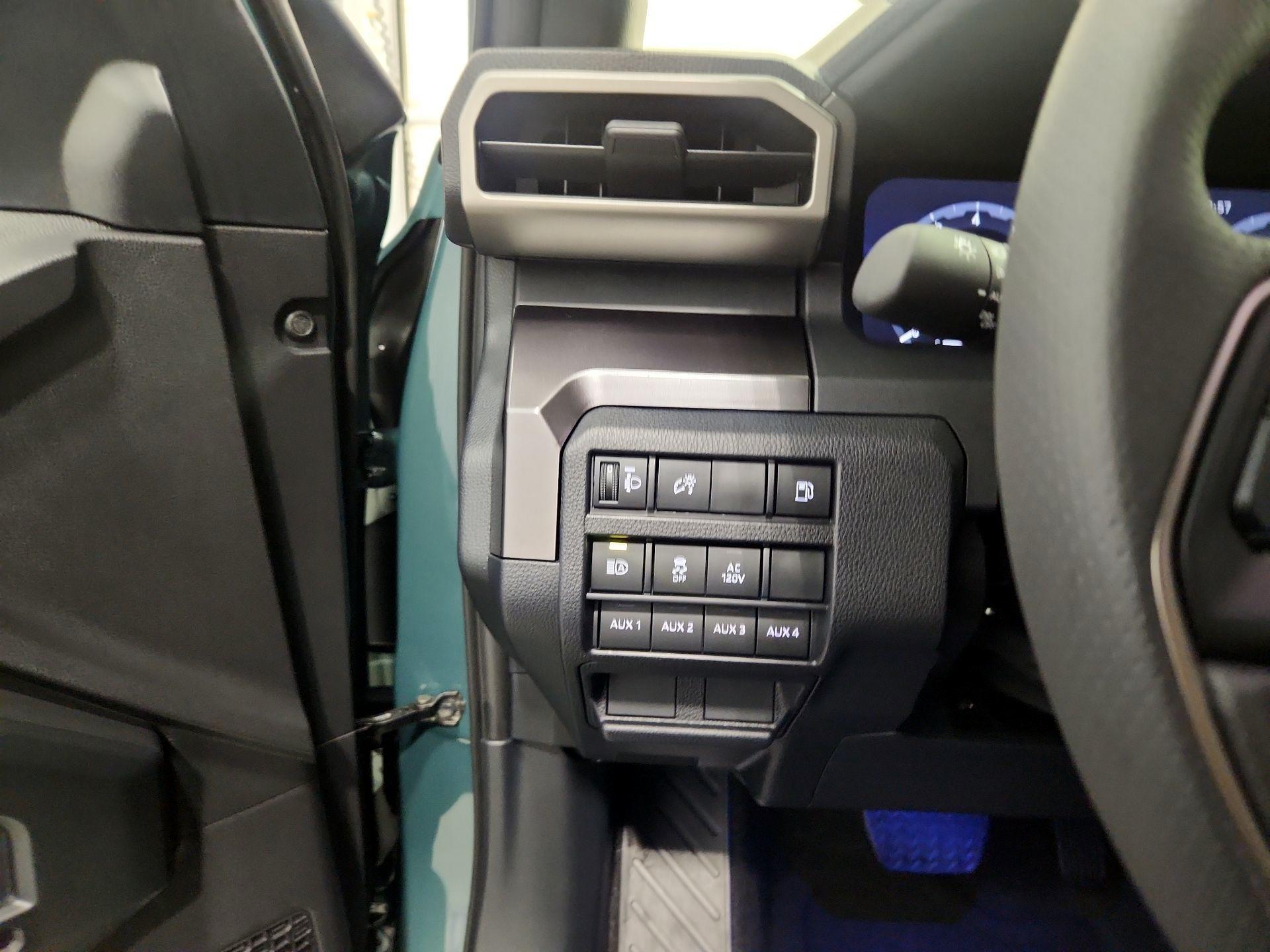 Thumbnail: 2025 Toyota 4Runner - 13