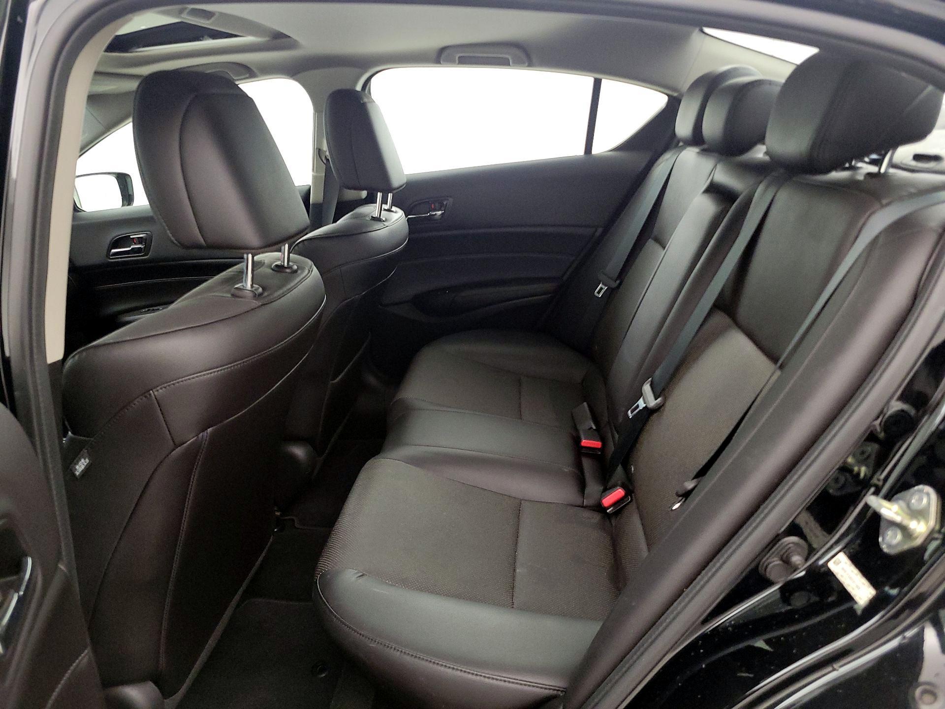 Thumbnail: 2014 Acura ILX - 20