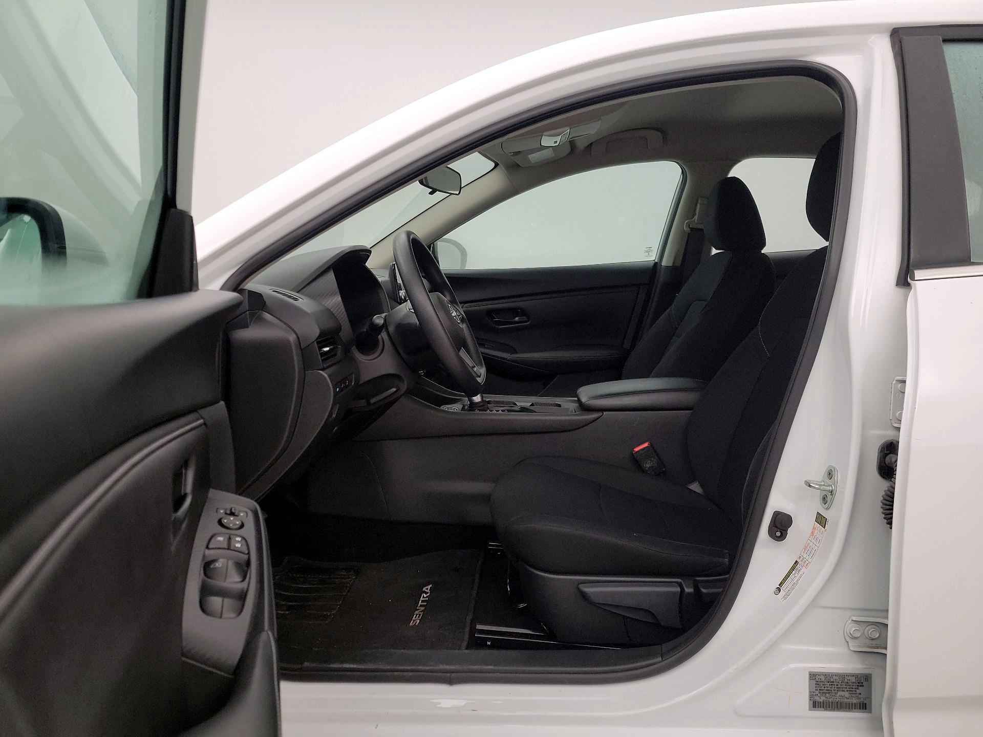 Thumbnail: 2024 Nissan Sentra - 11