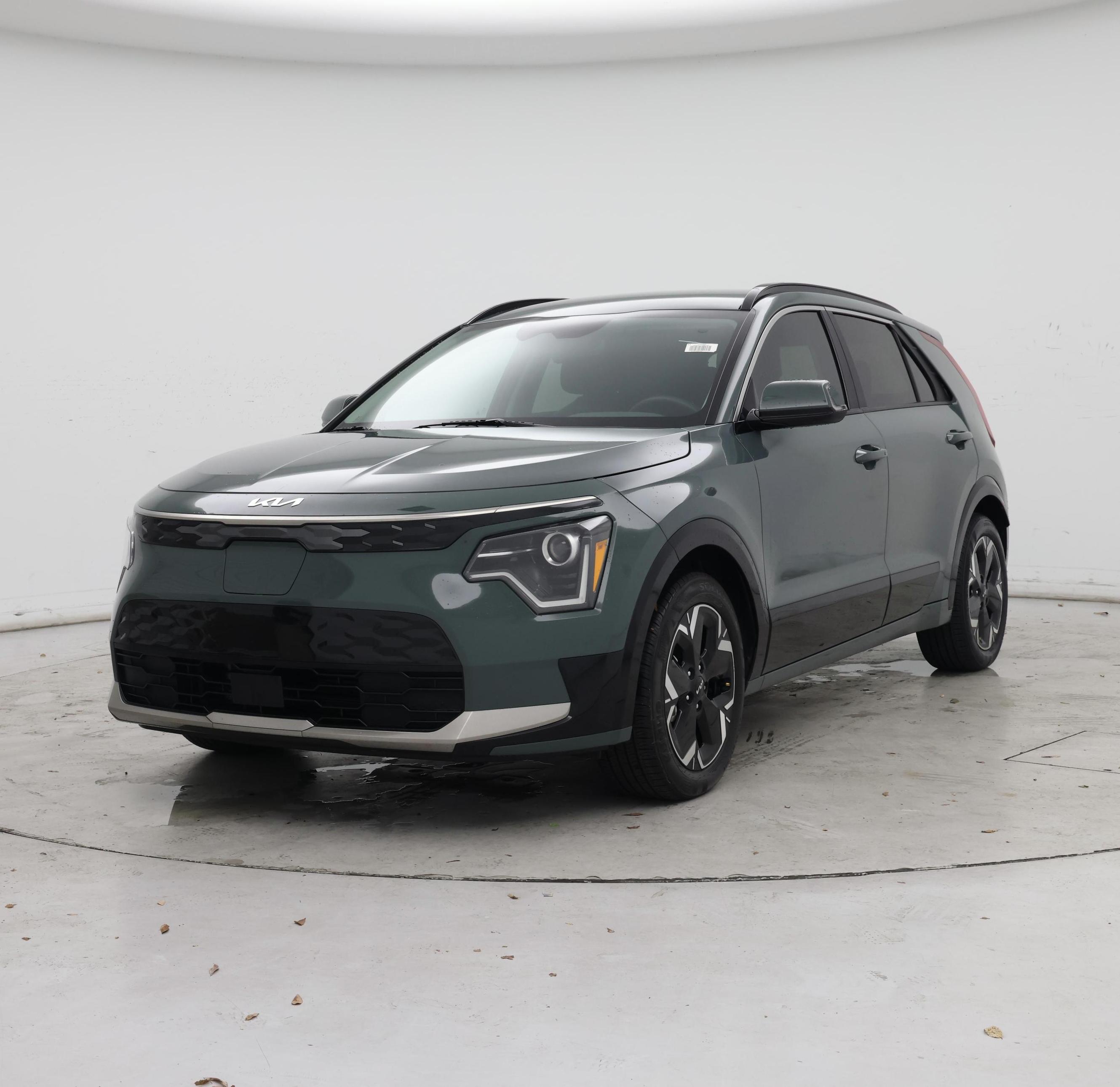 Thumbnail: 2023 Kia Niro - 4