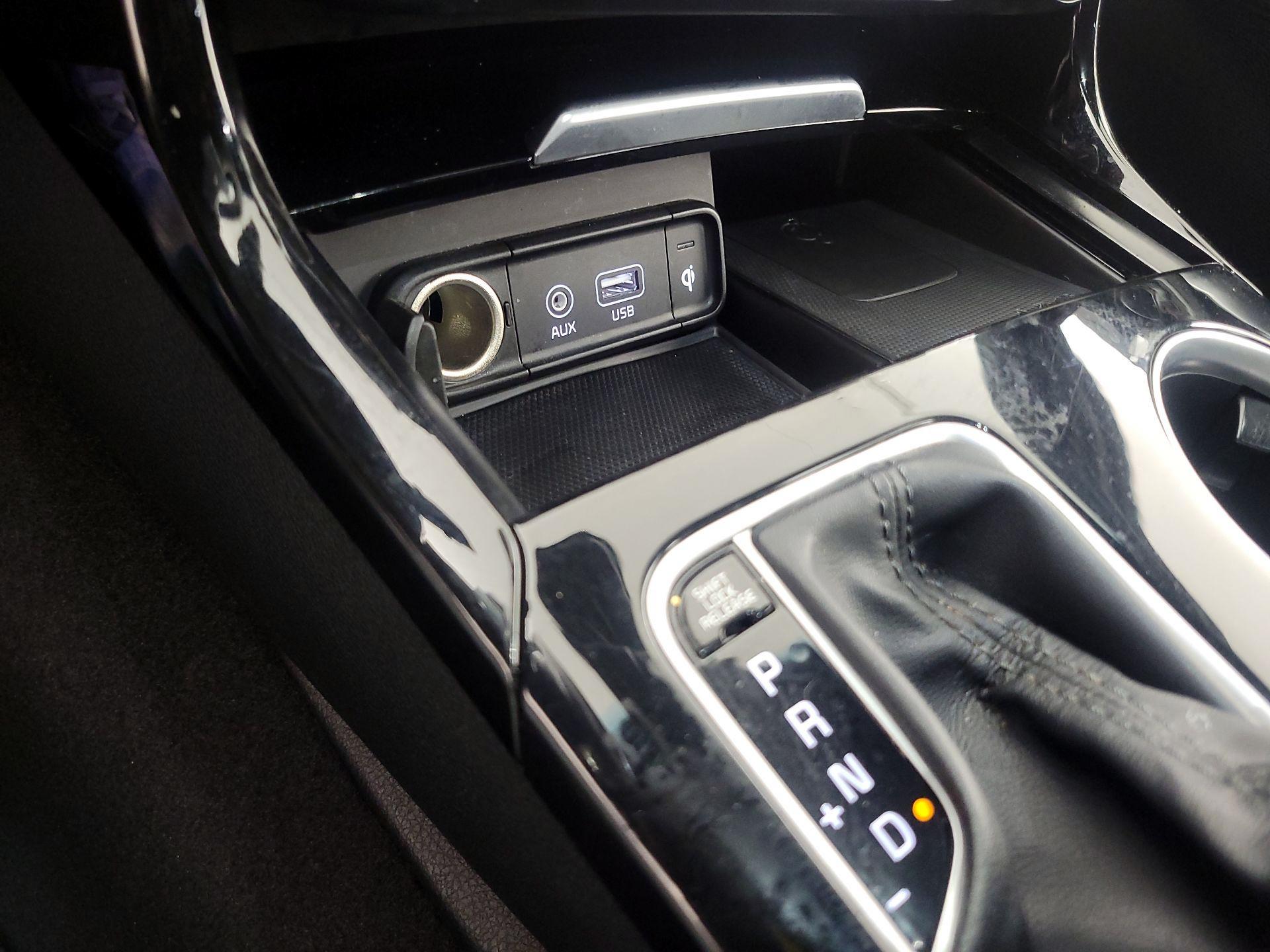 Thumbnail: 2020 Kia Stinger - 18