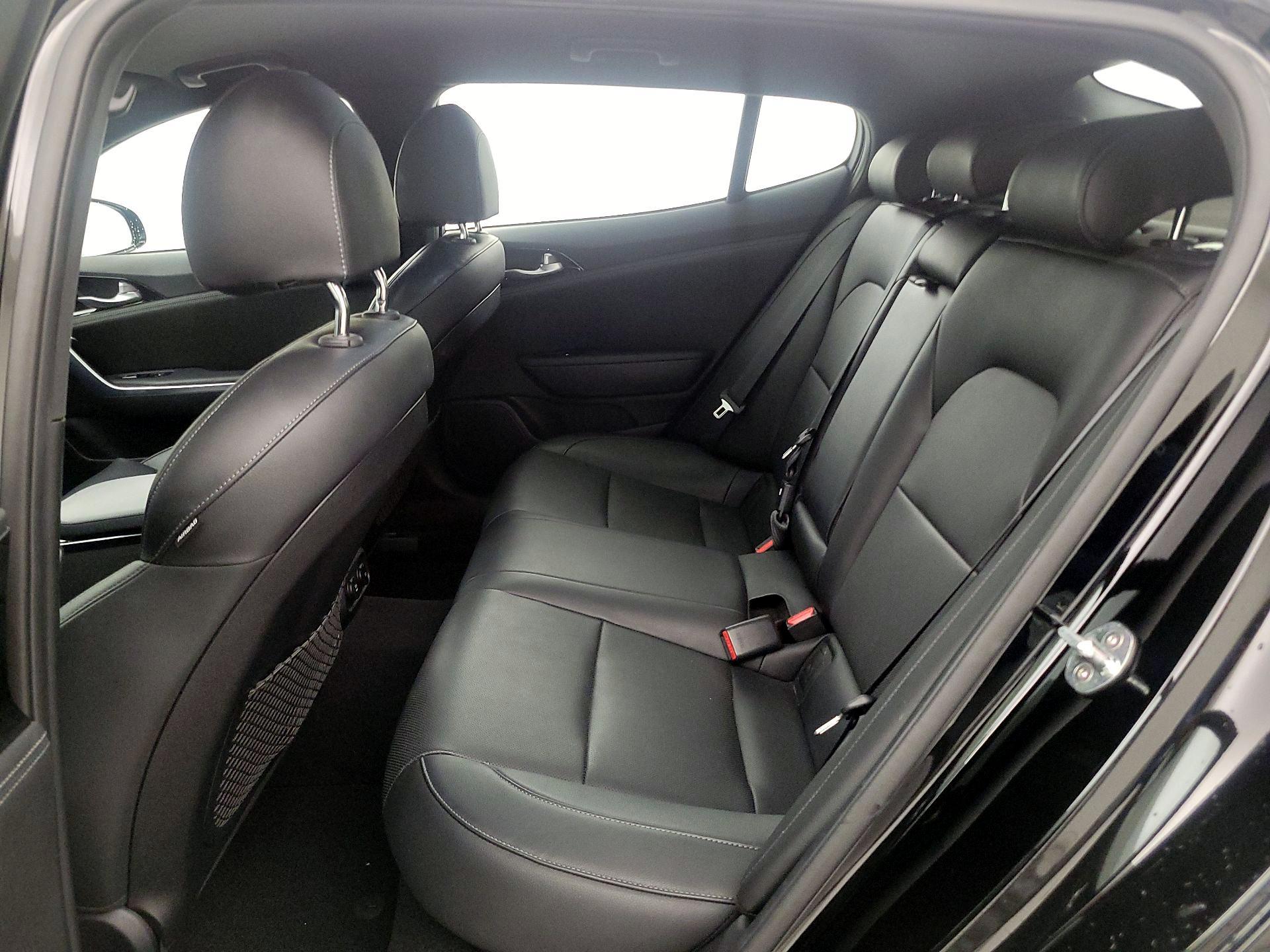 Thumbnail: 2020 Kia Stinger - 19