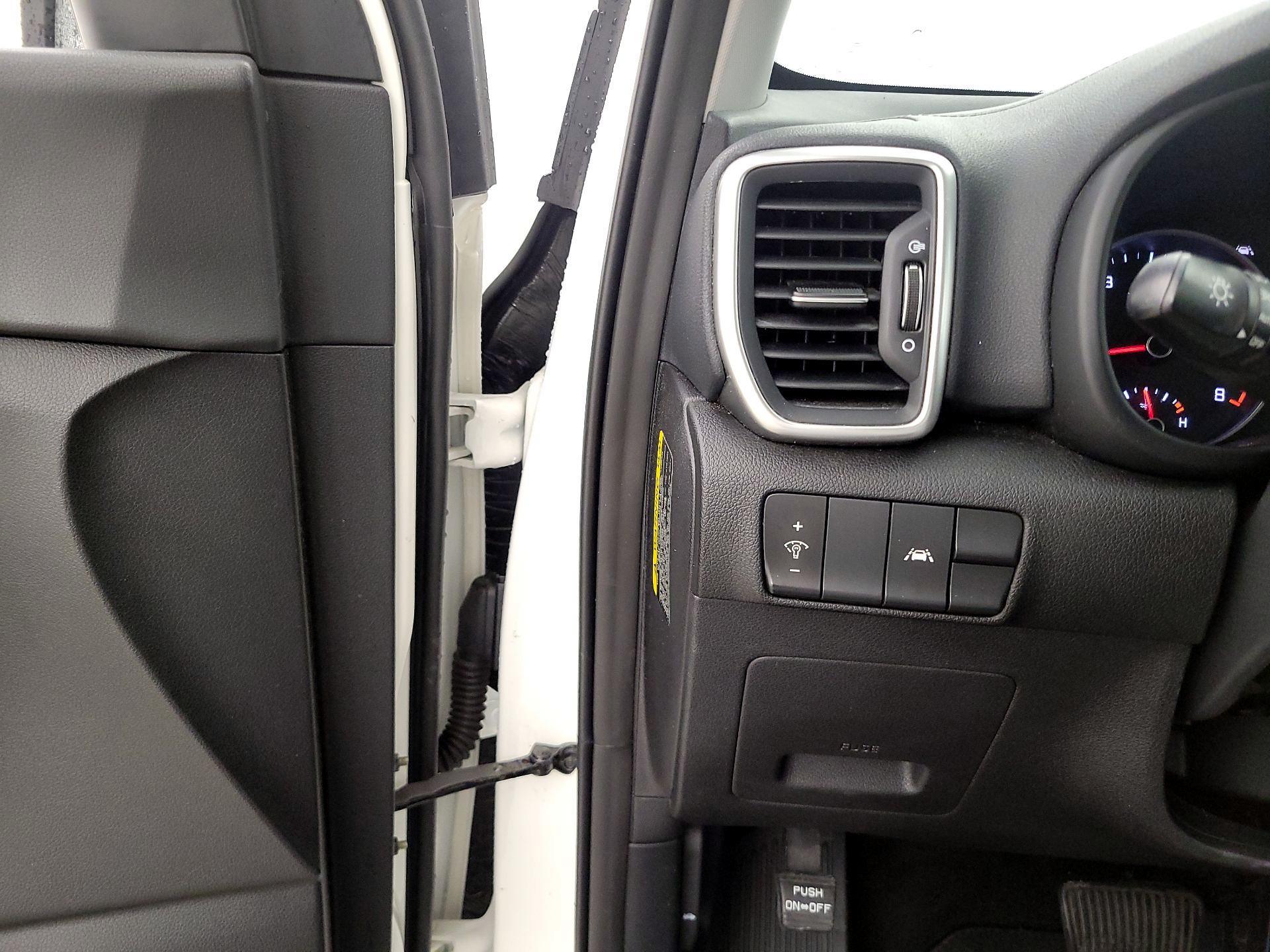 Thumbnail: 2022 Kia Sportage - 13