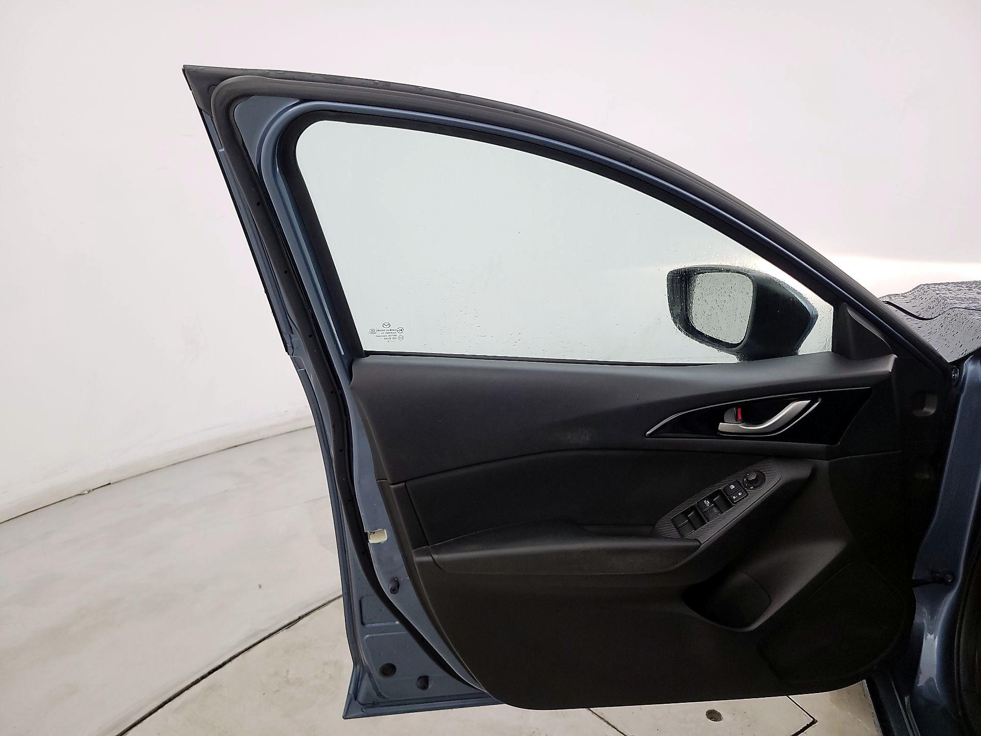 Thumbnail: 2014 Mazda Mazda3 - 12