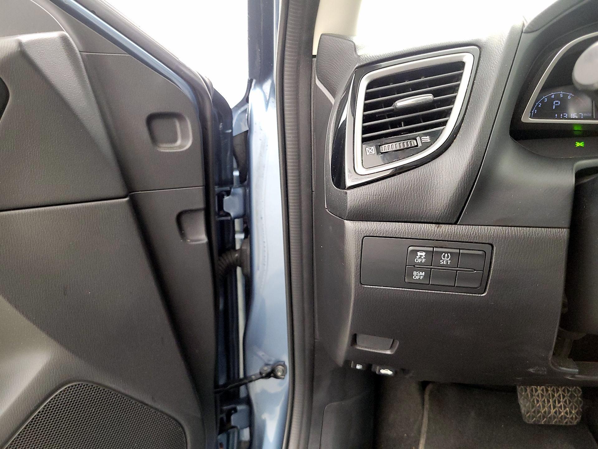 Thumbnail: 2014 Mazda Mazda3 - 13