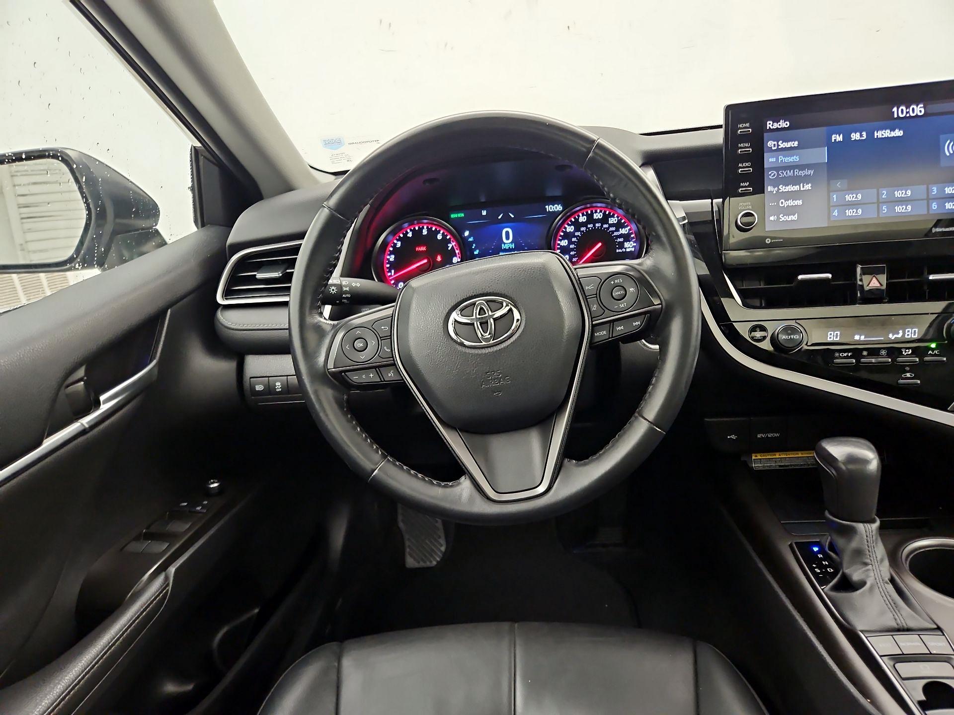 Thumbnail: 2021 Toyota Camry - 10