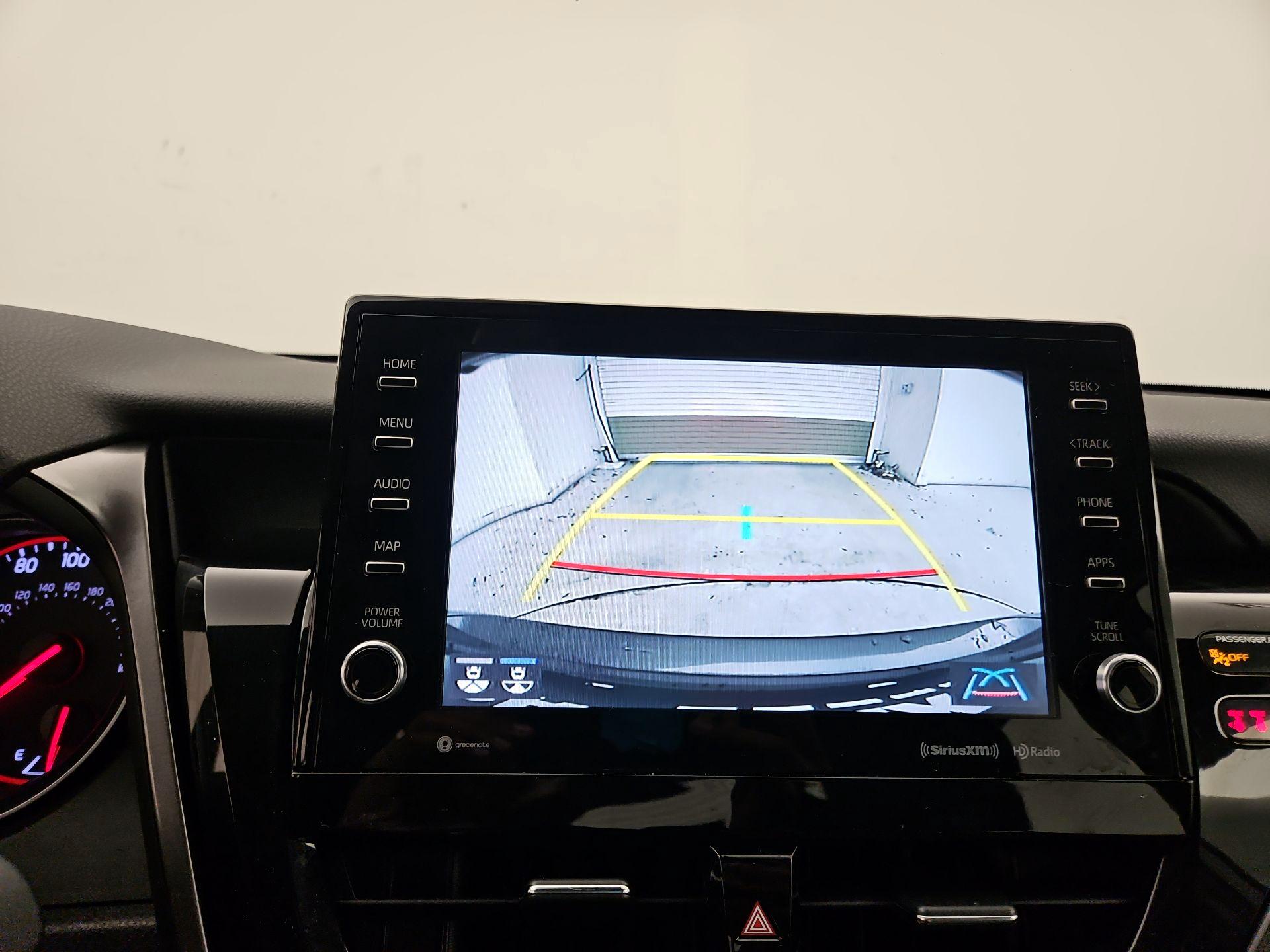 Thumbnail: 2021 Toyota Camry - 14