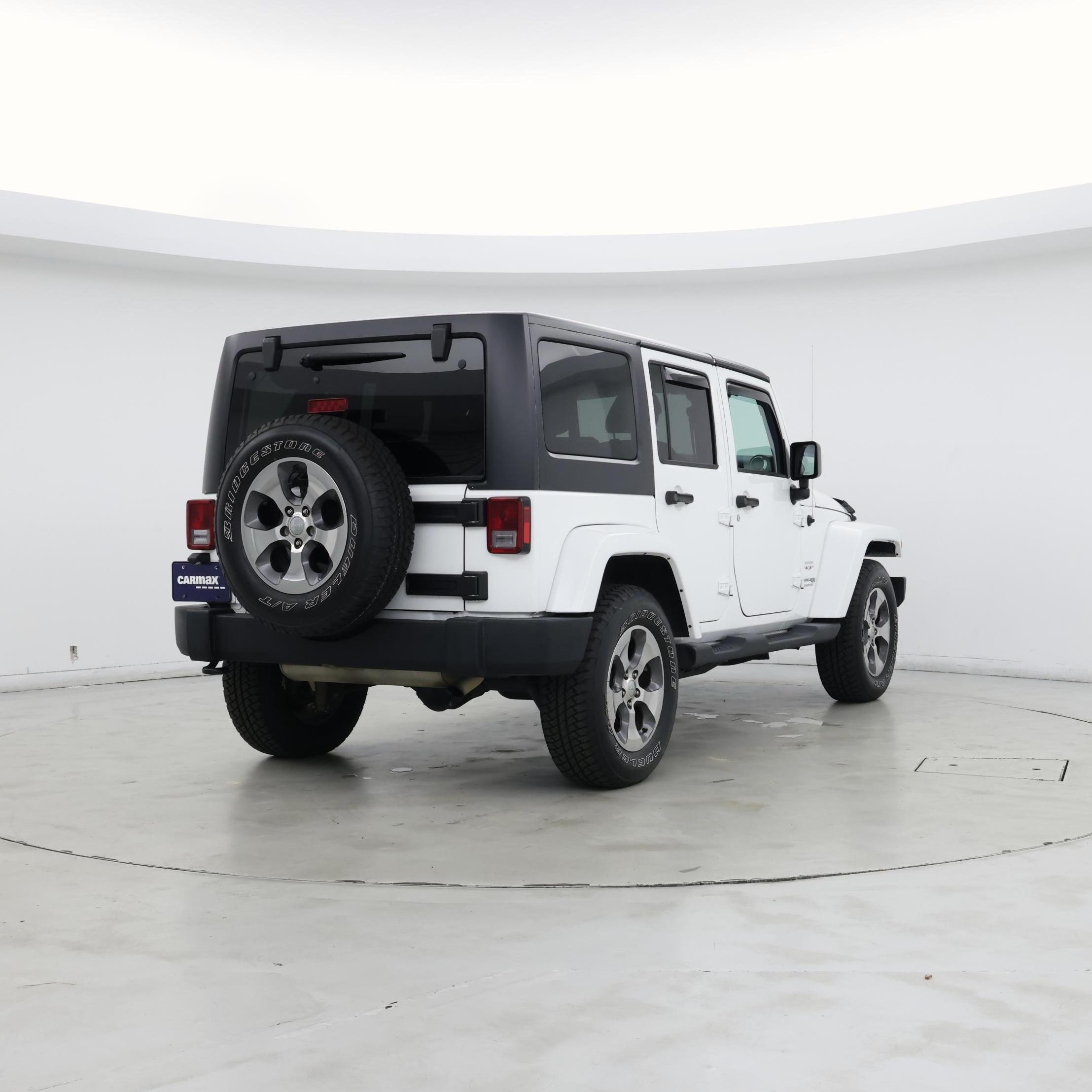 Thumbnail: 2018 Jeep Wrangler - 8