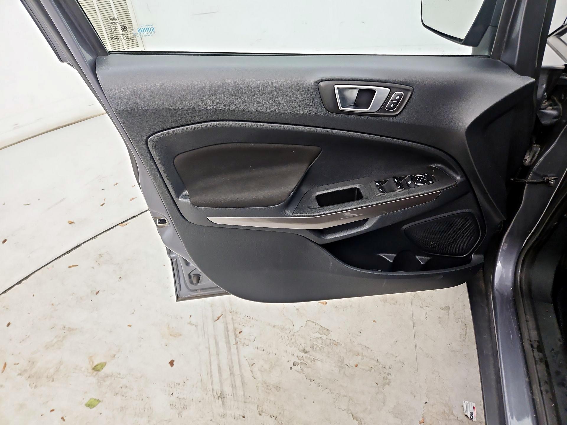 Thumbnail: 2019 Ford EcoSport - 12