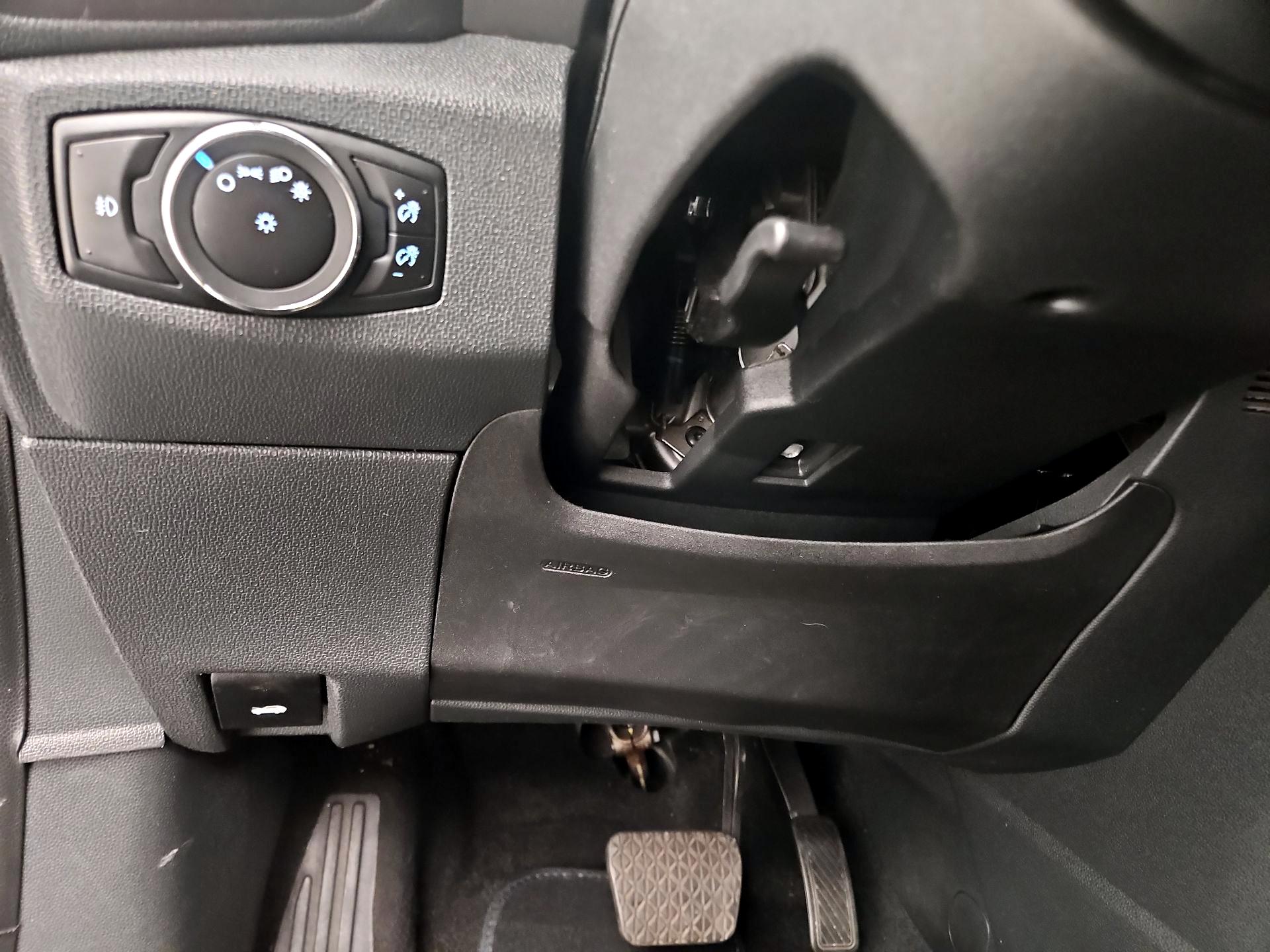 Thumbnail: 2019 Ford EcoSport - 13