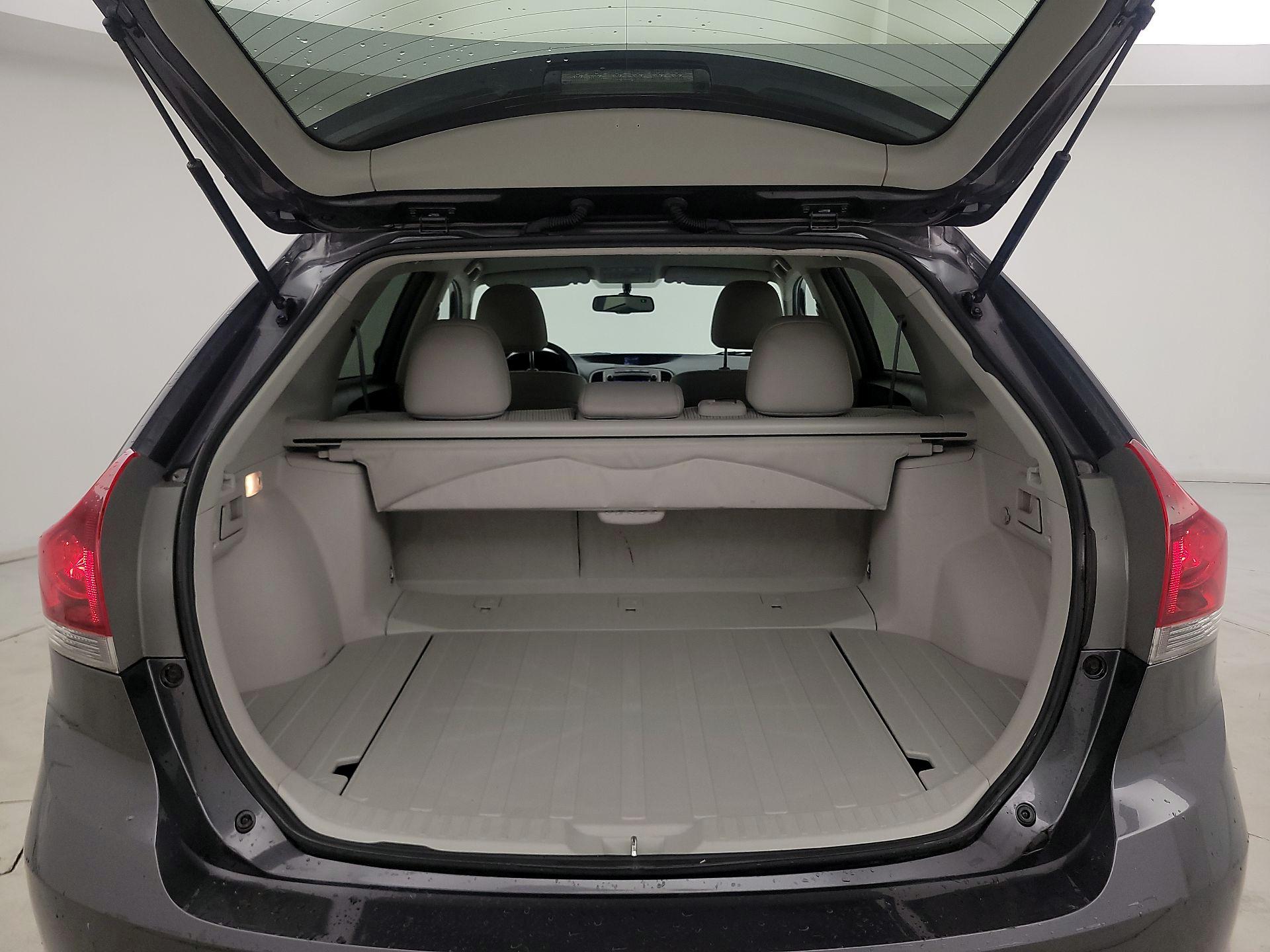 Thumbnail: 2014 Toyota Venza - 19