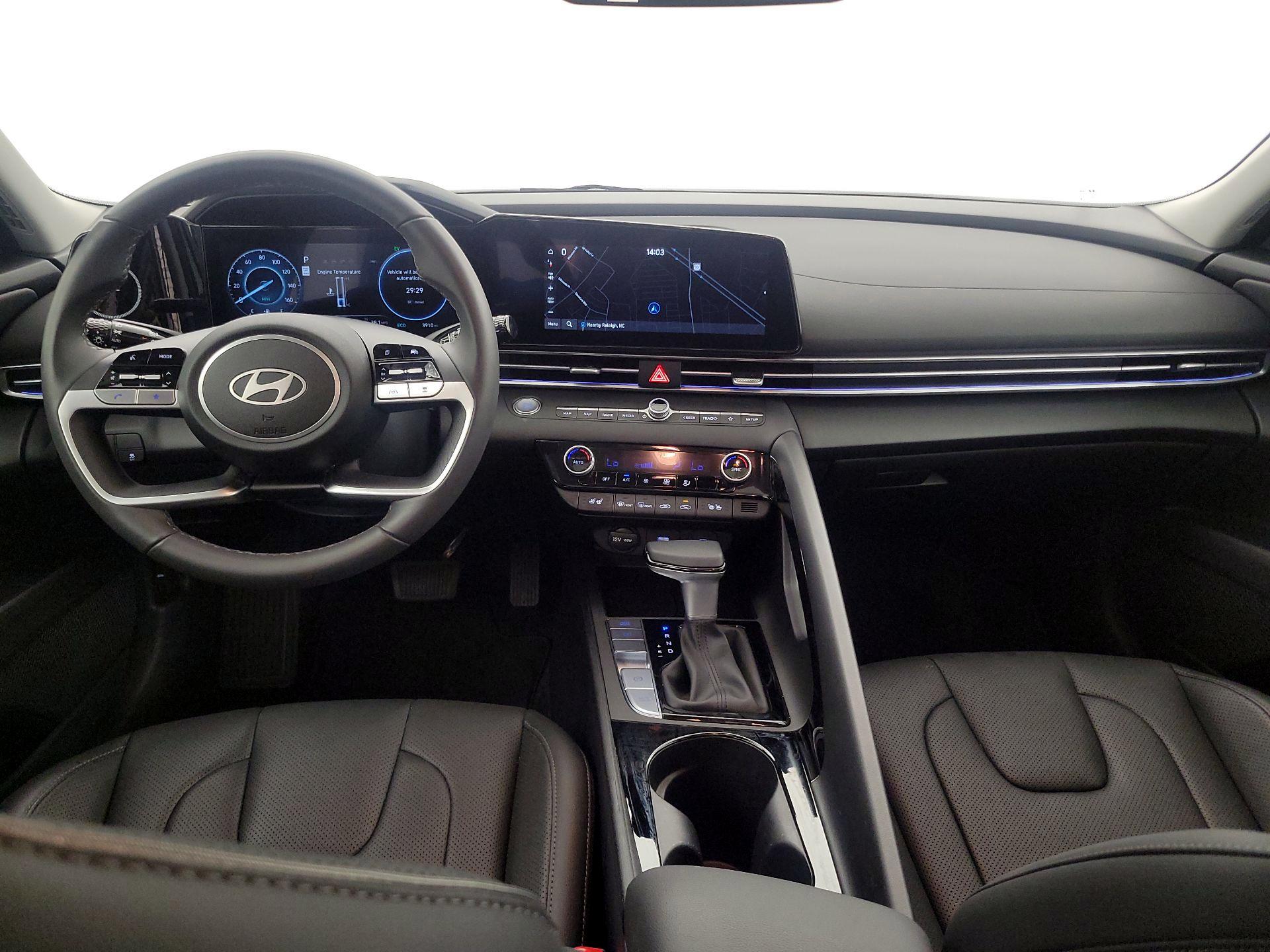 Thumbnail: 2025 Hyundai Elantra - 9