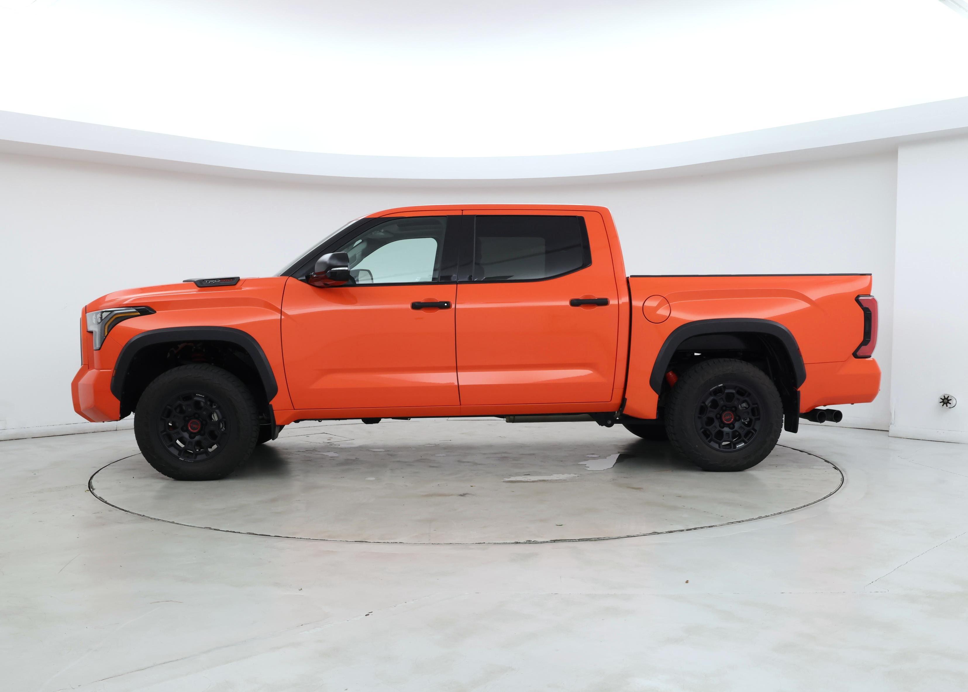 Thumbnail: 2022 Toyota Tundra - 3