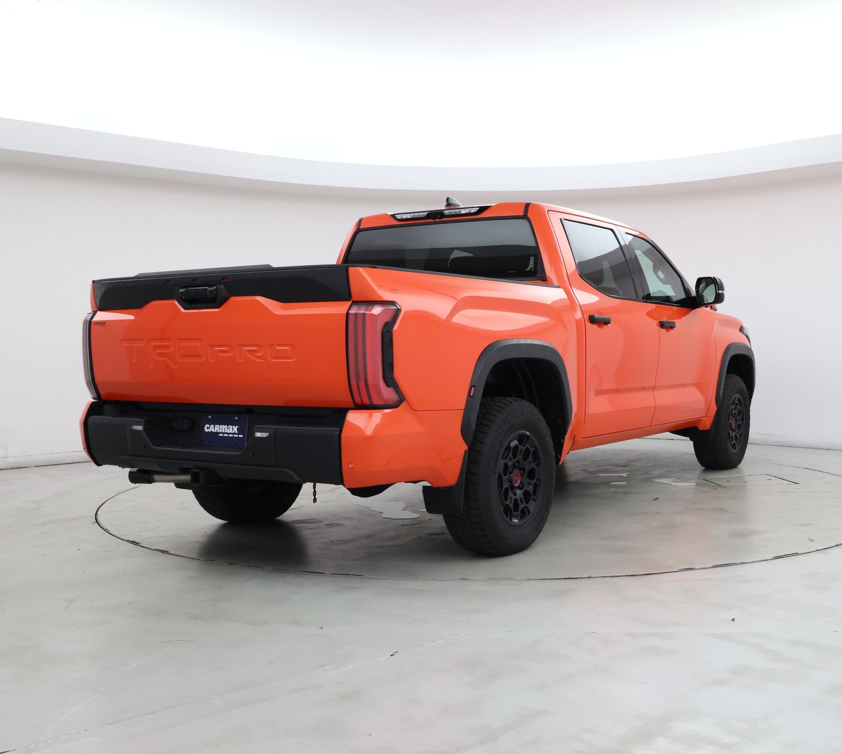 Thumbnail: 2022 Toyota Tundra - 8