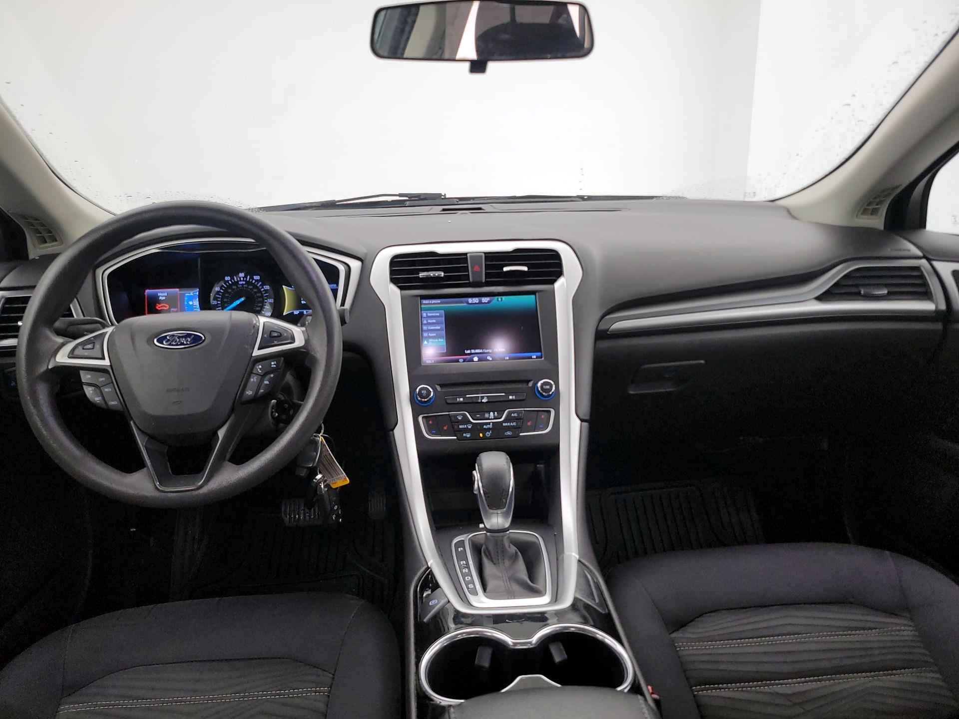 Thumbnail: 2016 Ford Fusion - 9