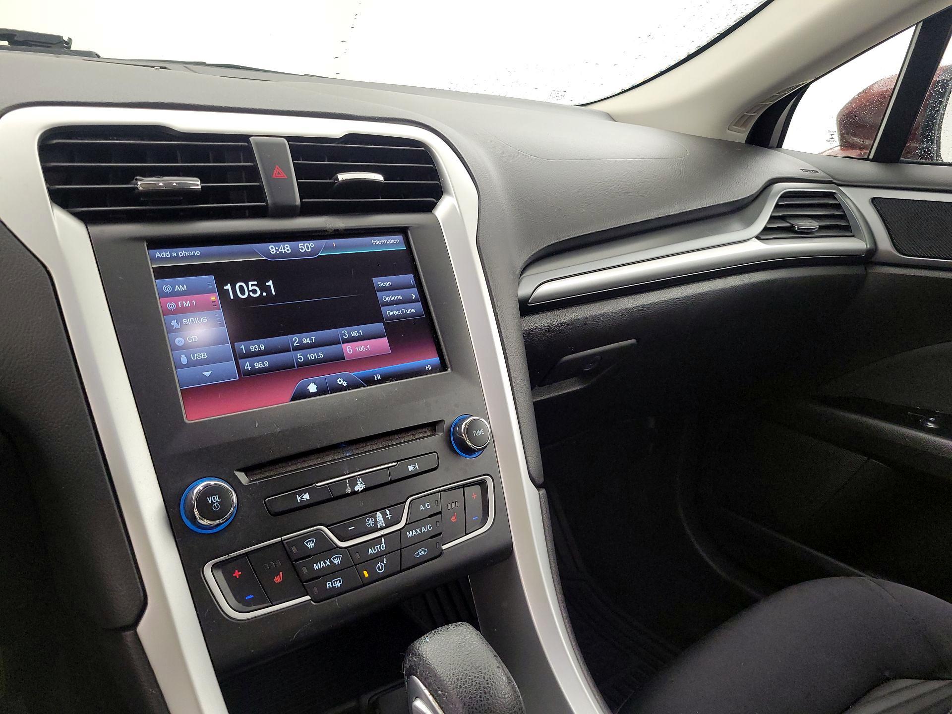 Thumbnail: 2016 Ford Fusion - 14