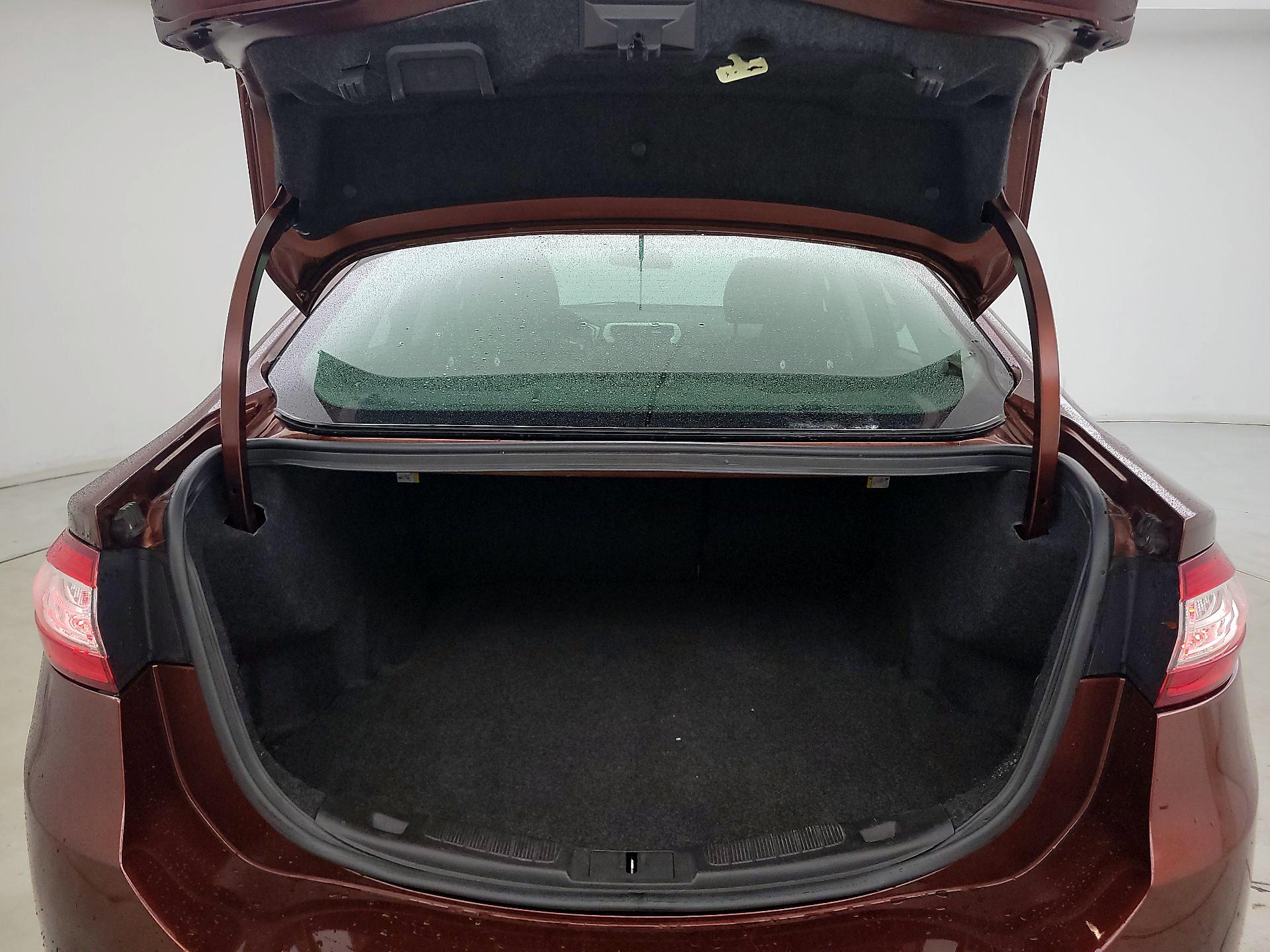 Thumbnail: 2016 Ford Fusion - 19