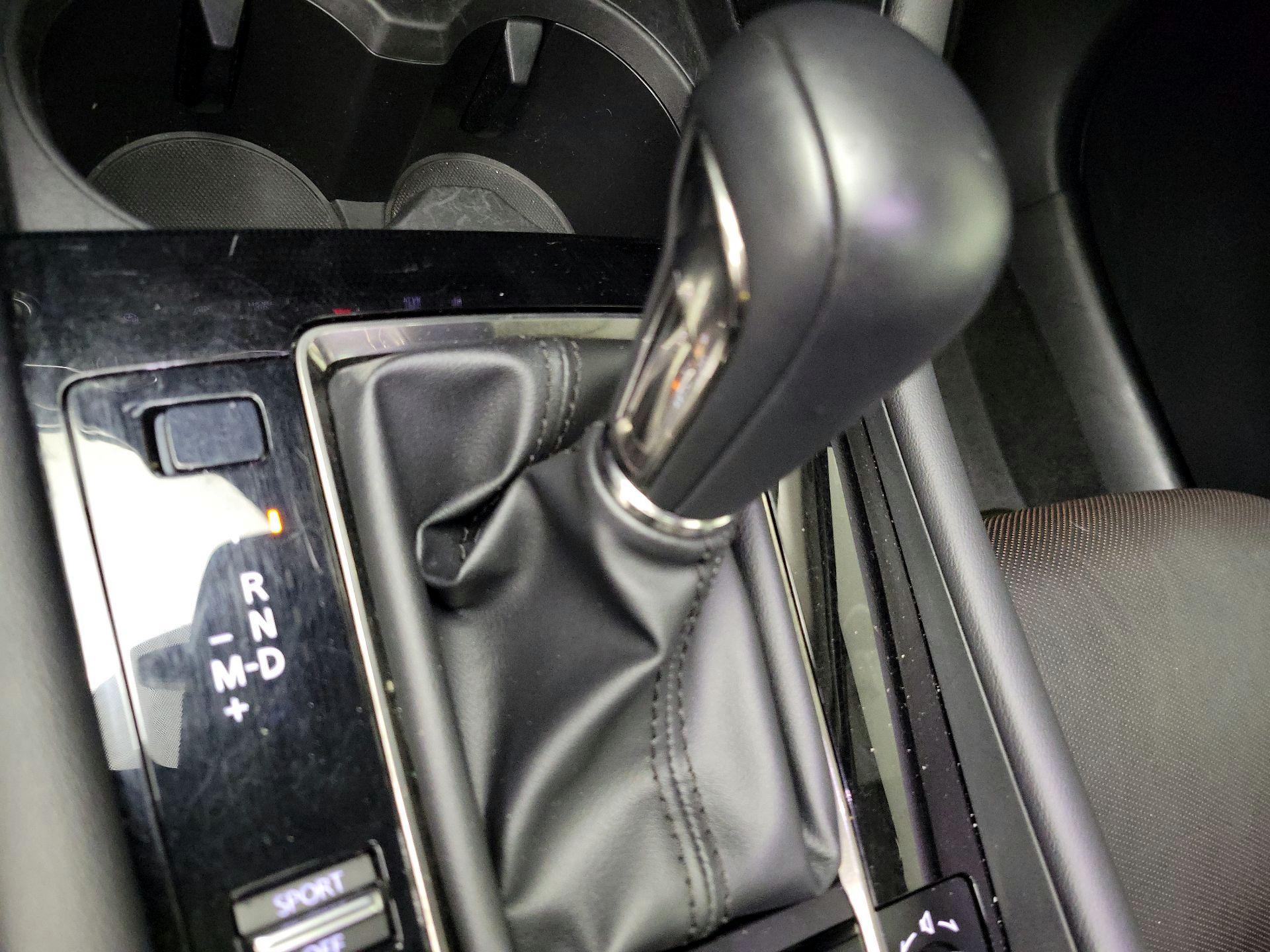 Thumbnail: 2023 Mazda Mazda3 - 17