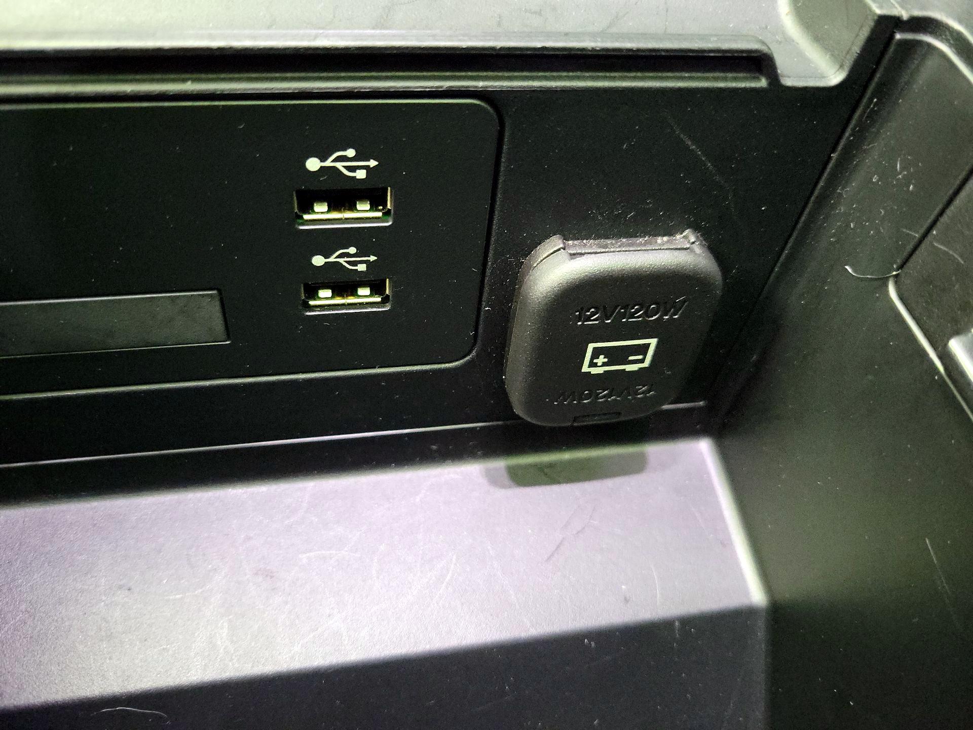 Thumbnail: 2023 Mazda Mazda3 - 18