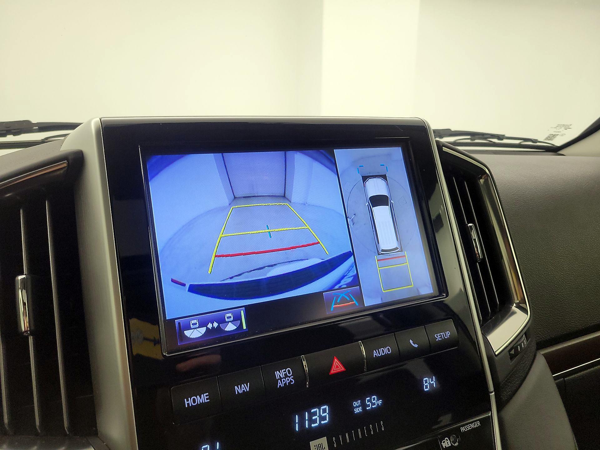 Thumbnail: 2019 Toyota Land Cruiser - 15