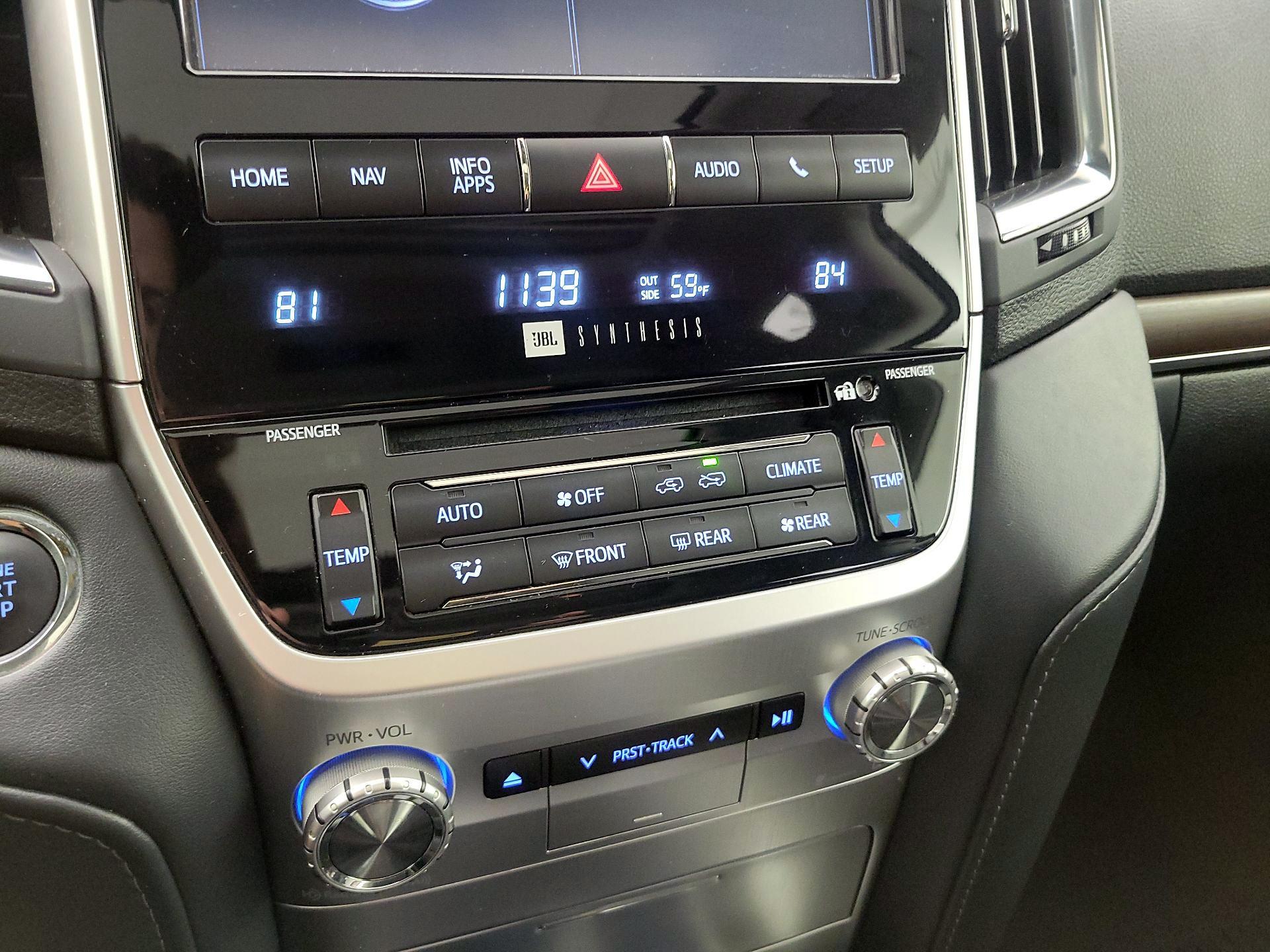 Thumbnail: 2019 Toyota Land Cruiser - 17