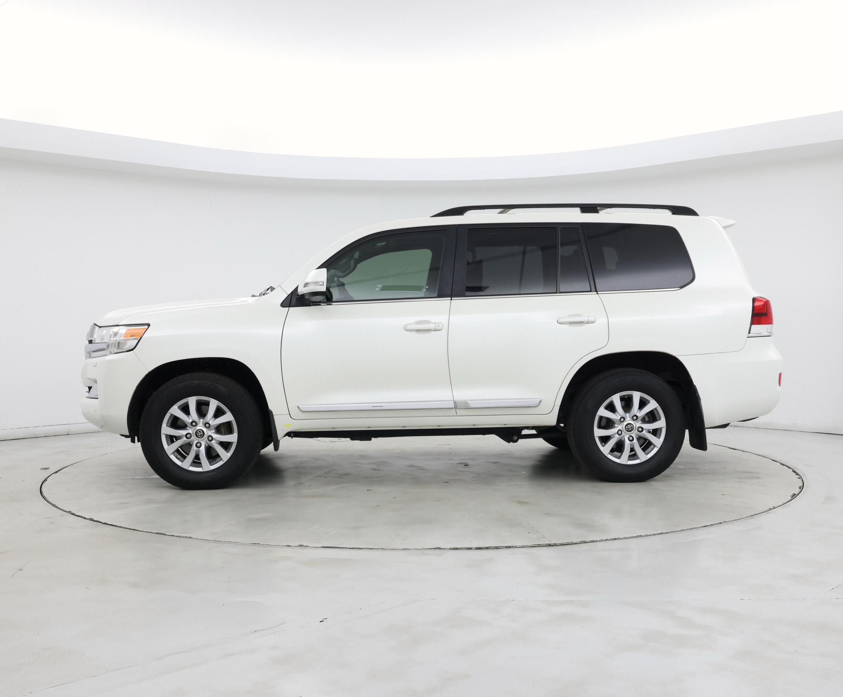 Thumbnail: 2019 Toyota Land Cruiser - 3