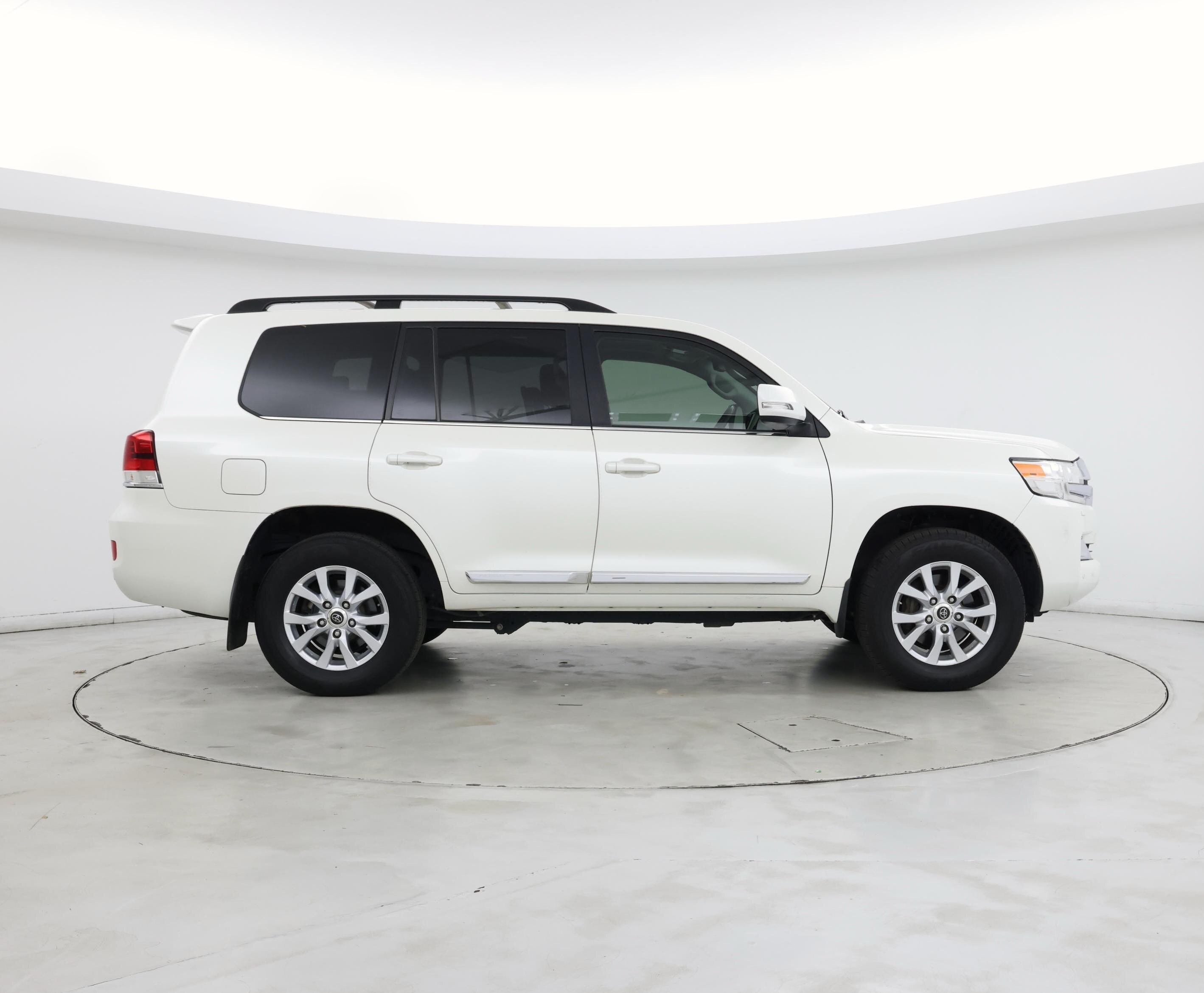 Thumbnail: 2019 Toyota Land Cruiser - 7