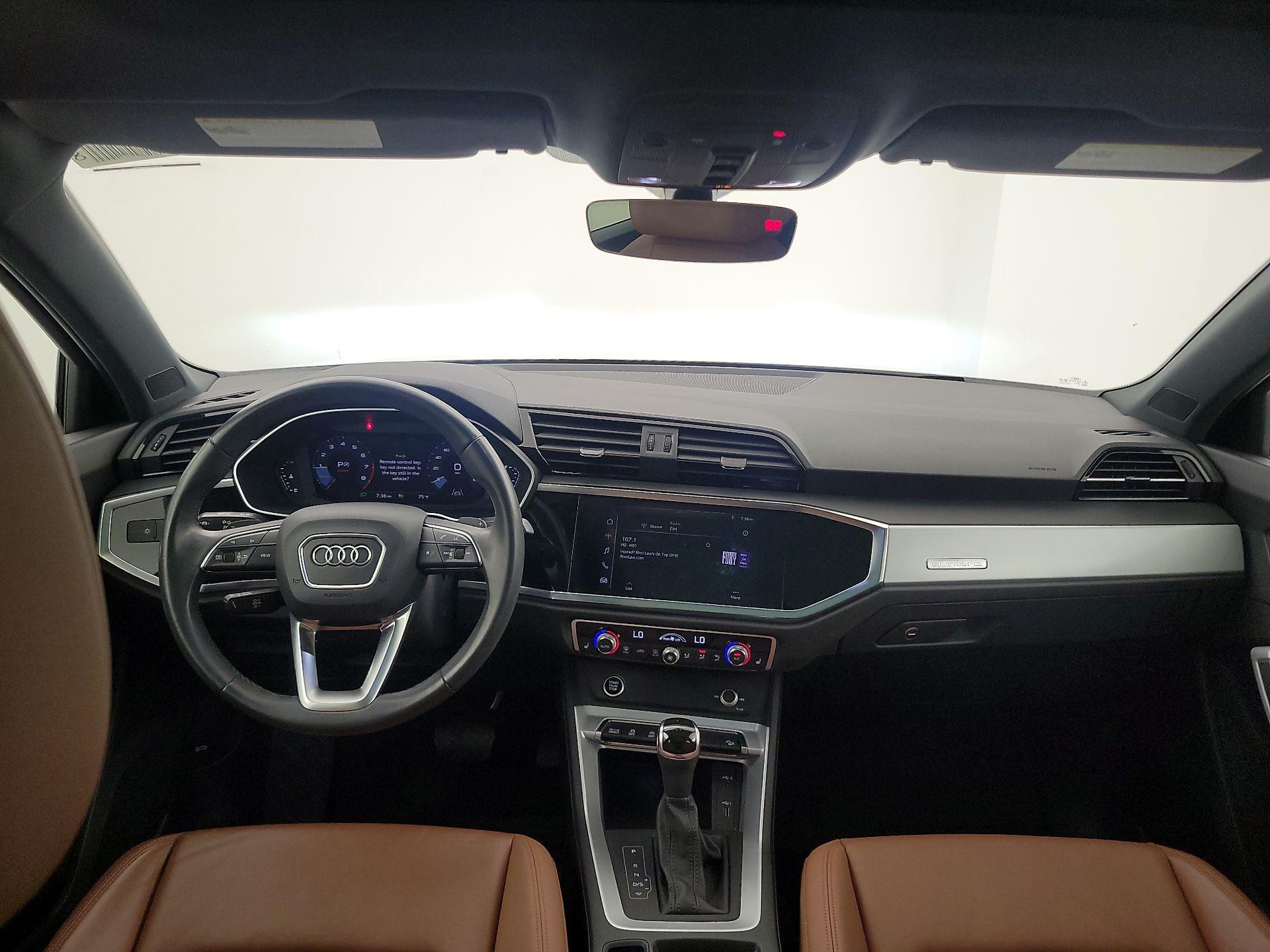Thumbnail: 2021 Audi Q3 - 9