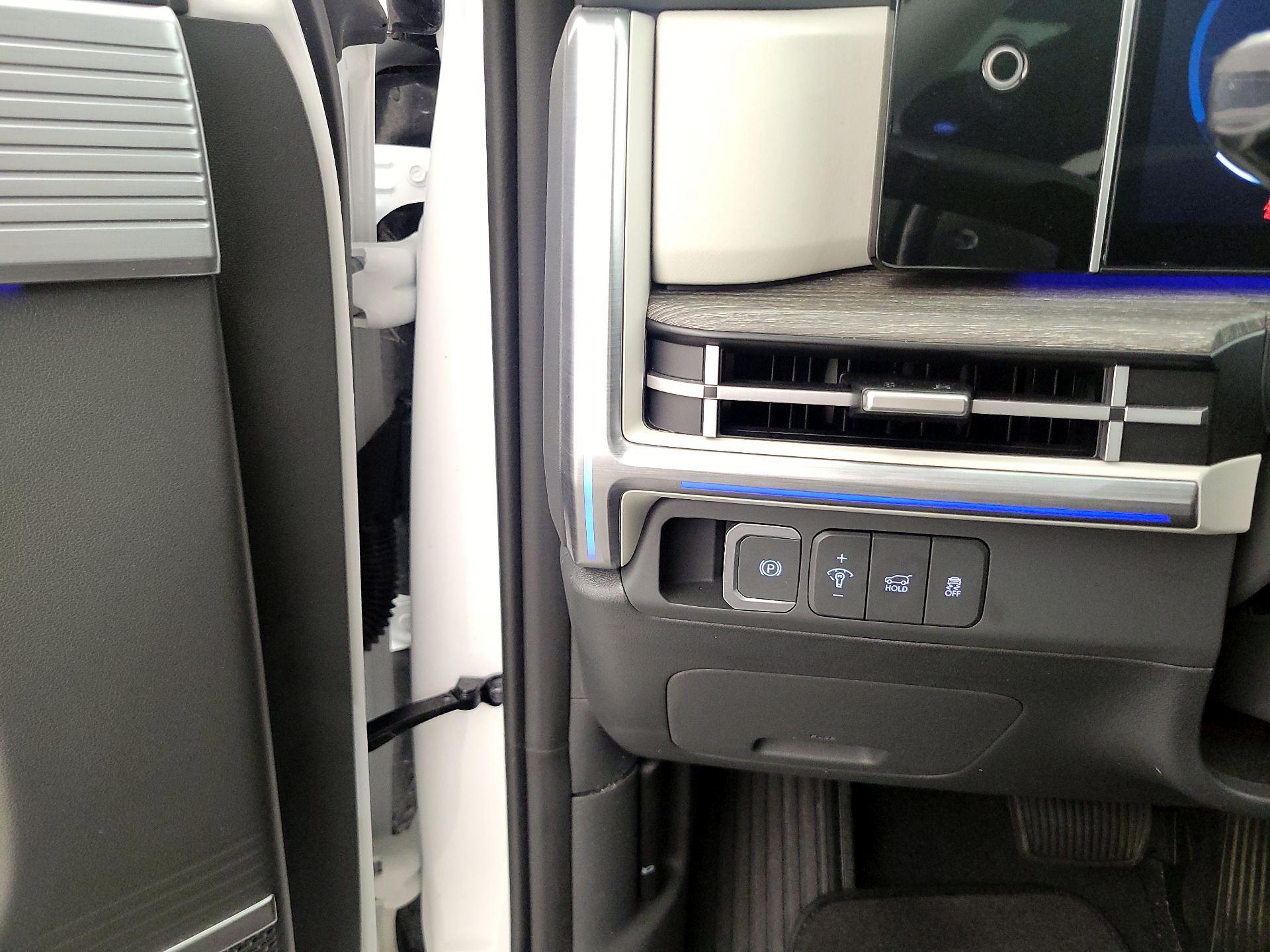 Thumbnail: 2024 Hyundai Santa Fe - 13