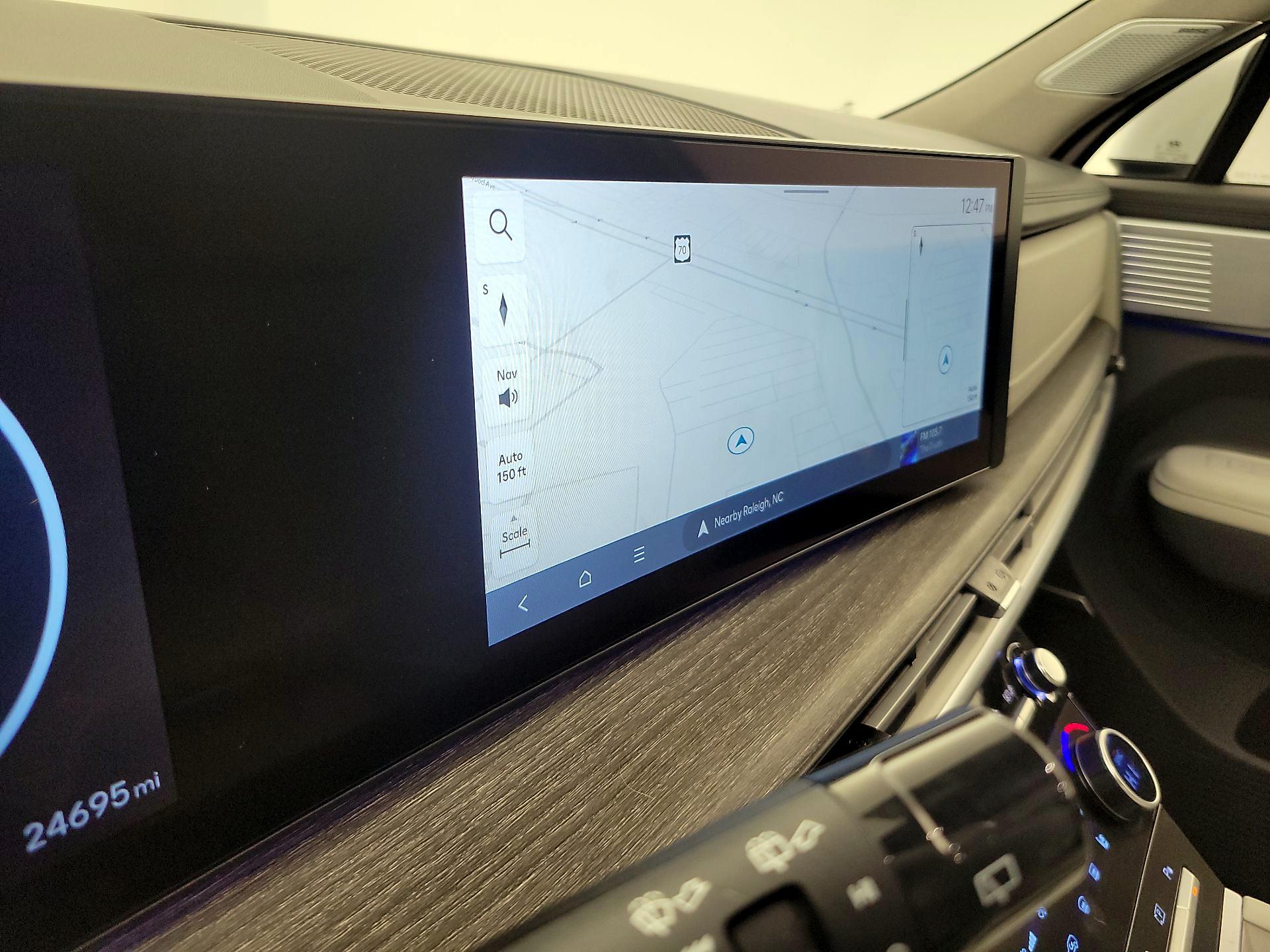 Thumbnail: 2024 Hyundai Santa Fe - 14