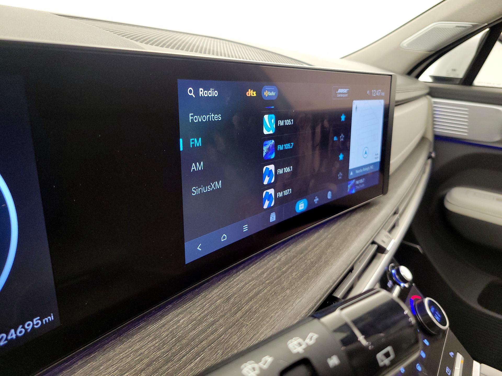 Thumbnail: 2024 Hyundai Santa Fe - 16