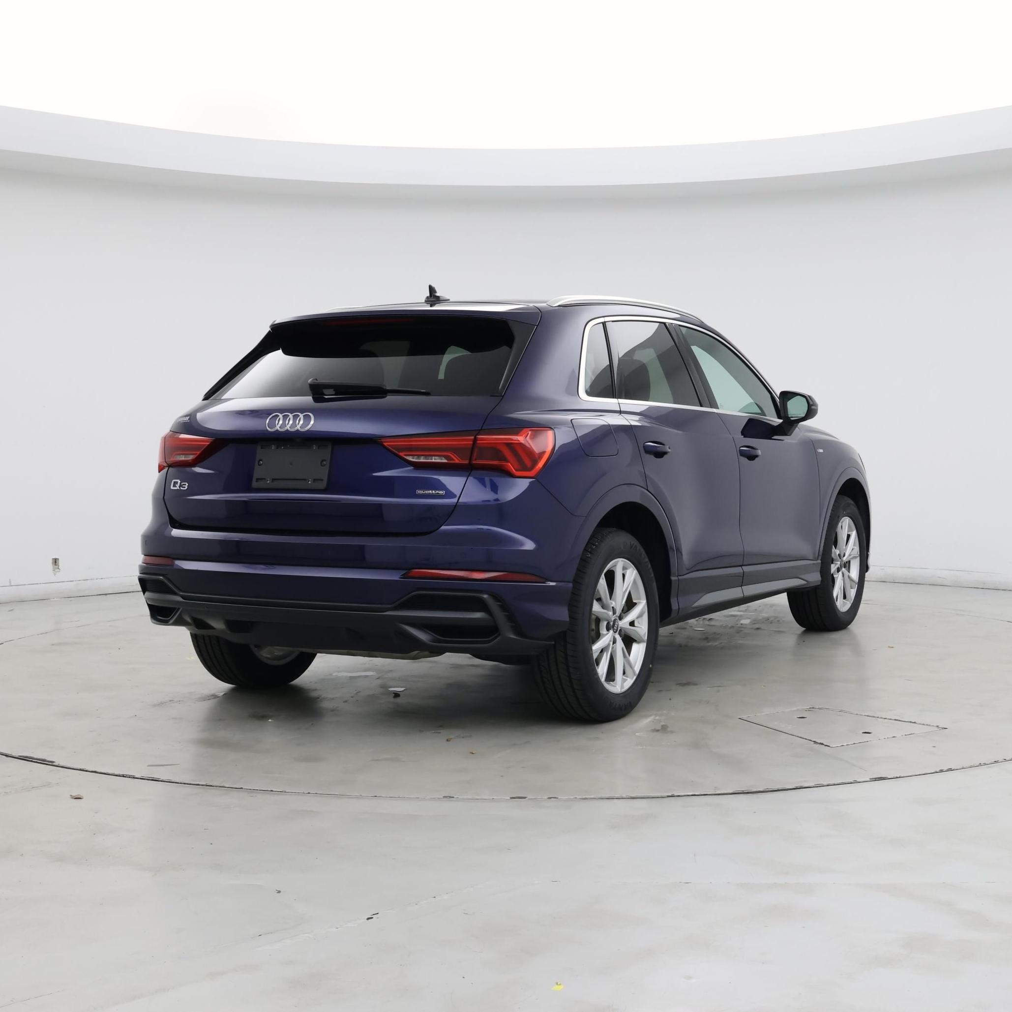 Thumbnail: 2021 Audi Q3 - 8