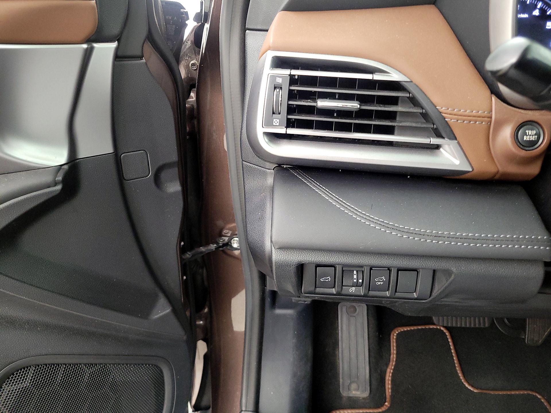 Thumbnail: 2020 Subaru Outback - 13