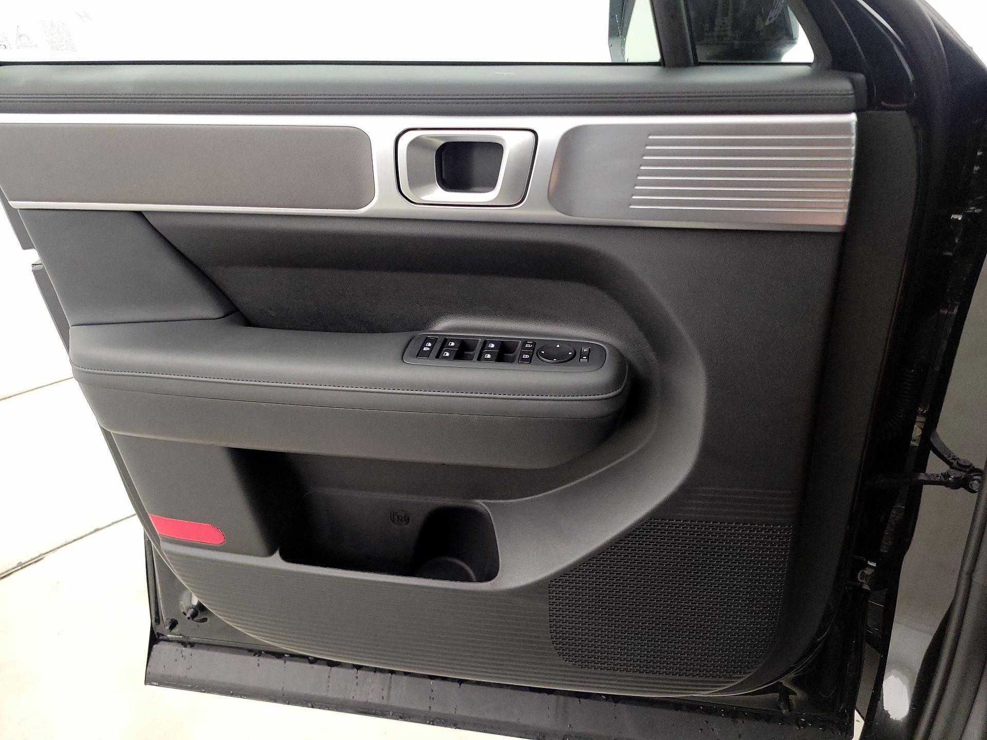 Thumbnail: 2025 Hyundai Santa Fe - 12